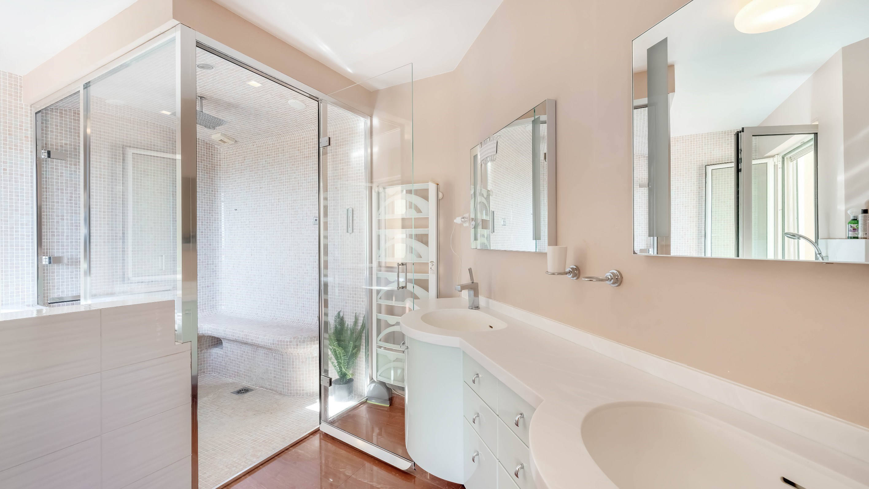  Sole agent listing: Villa with pool and sea view - Gulf of Saint-Tropez - 物件實景