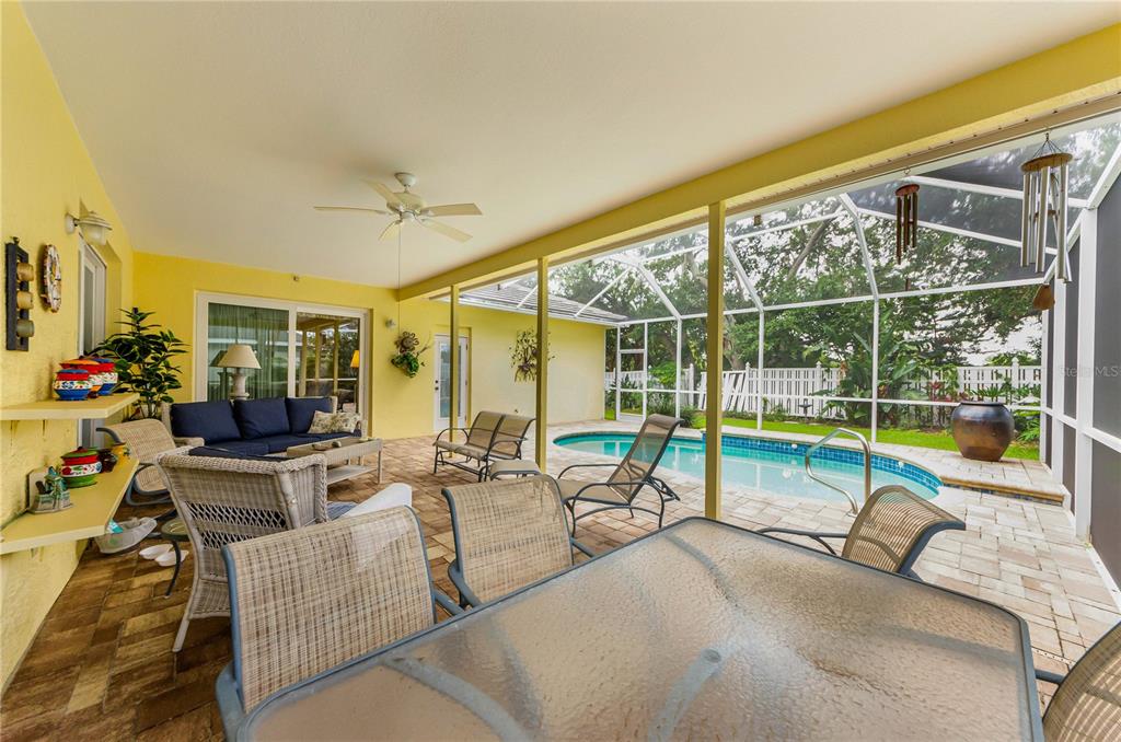 Dunedin, Florida, 34698, United States, 4 Bedrooms Bedrooms, ,2 BathroomsBathrooms,Residential,For Sale,1848616