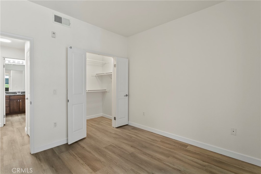 Irvine, California, 92612, United States, 1 Bedroom Bedrooms, ,1 BathroomBathrooms,Residential,For Sale,1883218