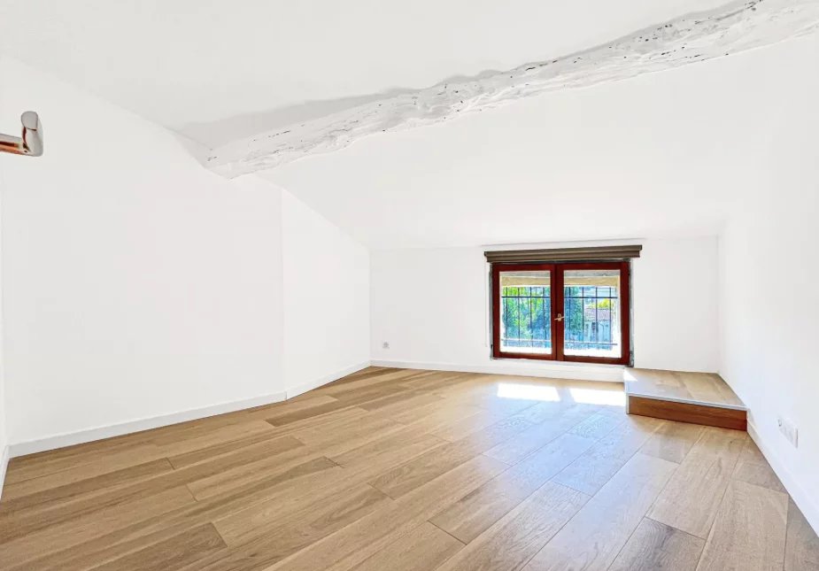 La Colle-sur-Loup, Provence-Alpes-Côte d?Azur, 06480, FR, 3 Bedrooms Bedrooms, ,Residential,For Sale,1668746