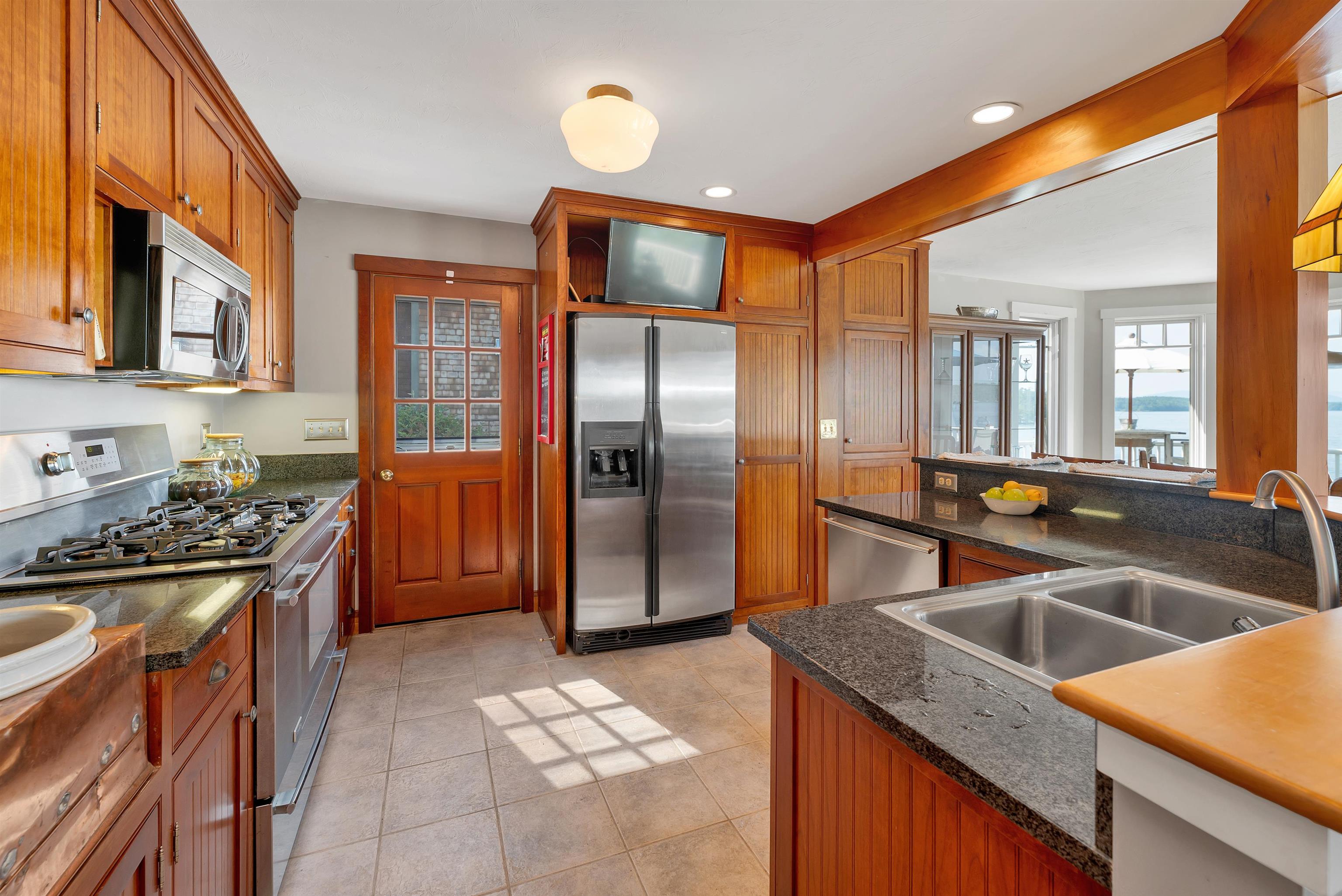 Gilford, New Hampshire, 03249, United States, 3 Bedrooms Bedrooms, ,3 BathroomsBathrooms,Residential,For Sale,1875899