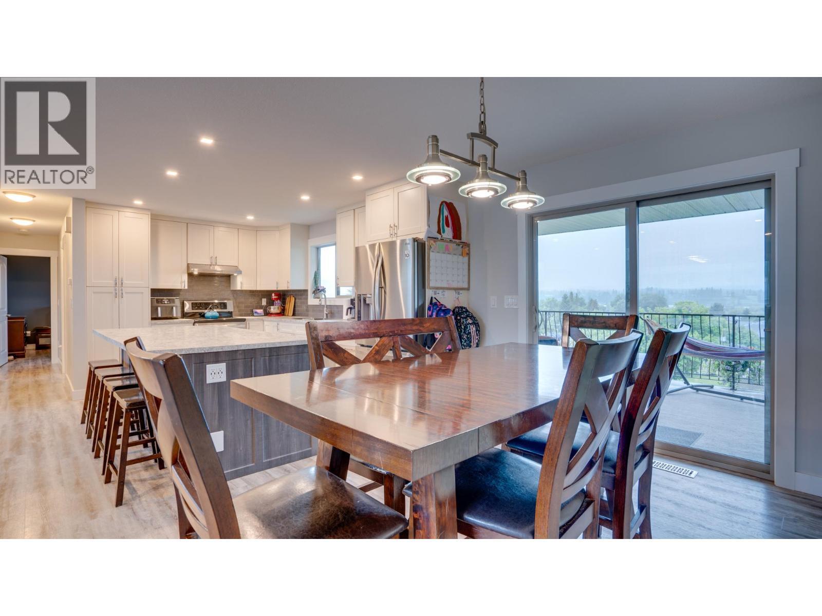 ARMSTRONG, British Columbia, V4Y 0B3, CA, 4 Bedrooms Bedrooms, ,2 BathroomsBathrooms,Residential,For Sale,1950406