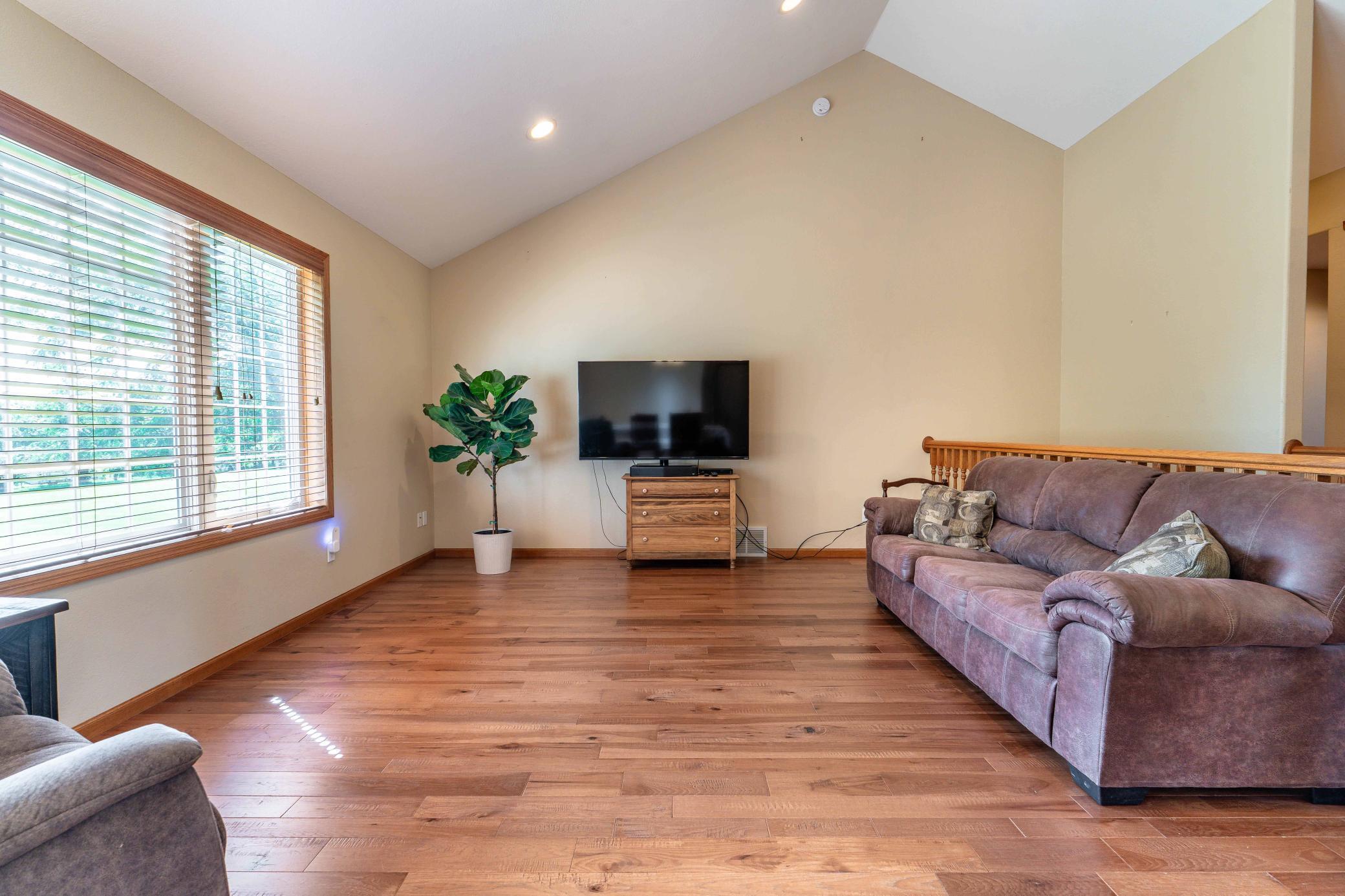 Fergus Falls, Minnesota, 56537, United States, 5 Bedrooms Bedrooms, ,2 BathroomsBathrooms,Residential,For Sale,1920675