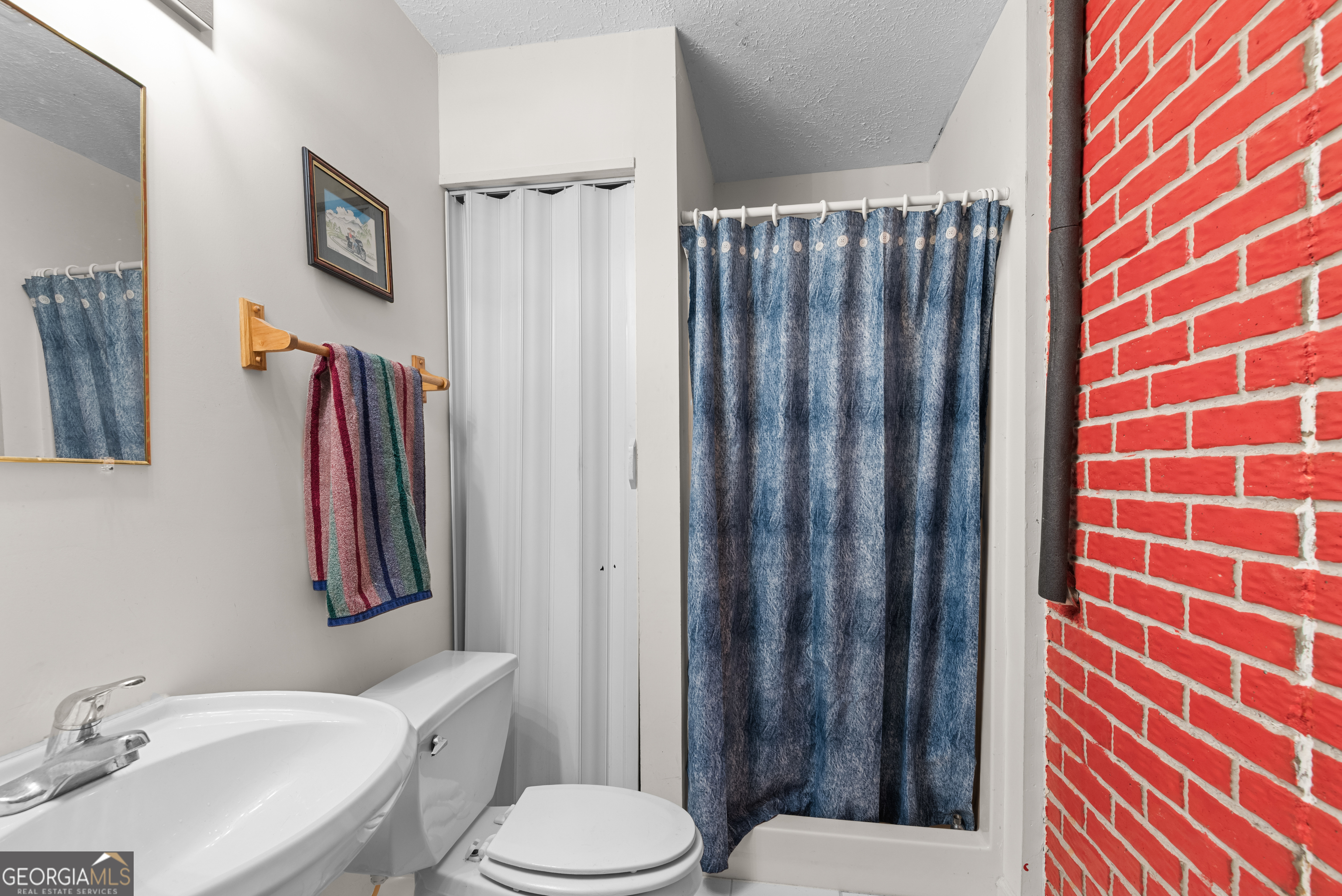 Barnesville, Georgia, 30204, United States, 4 Bedrooms Bedrooms, ,3 BathroomsBathrooms,Residential,For Sale,2008822