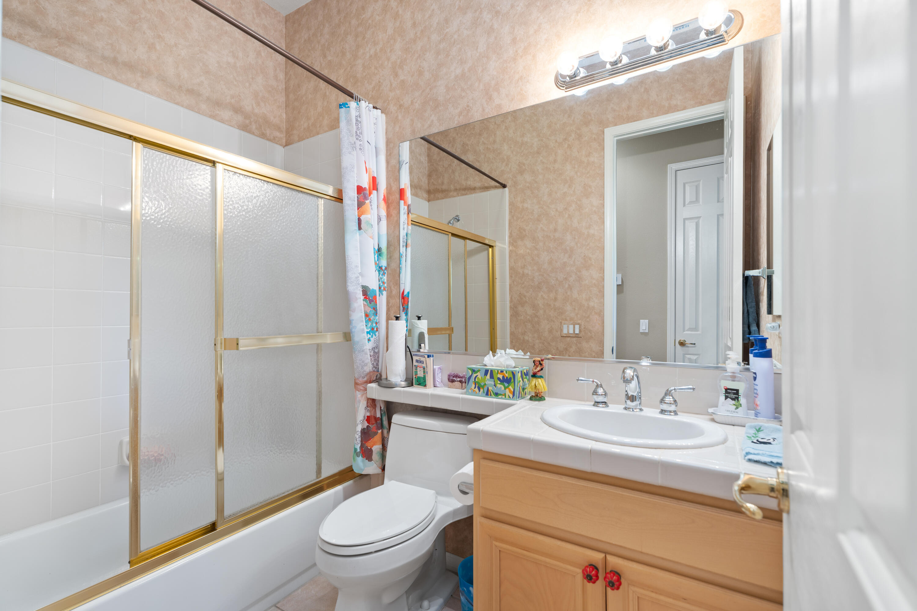 Rancho Mirage, California, 92270, United States, 4 Bedrooms Bedrooms, ,3 BathroomsBathrooms,Residential,For Sale,1960936