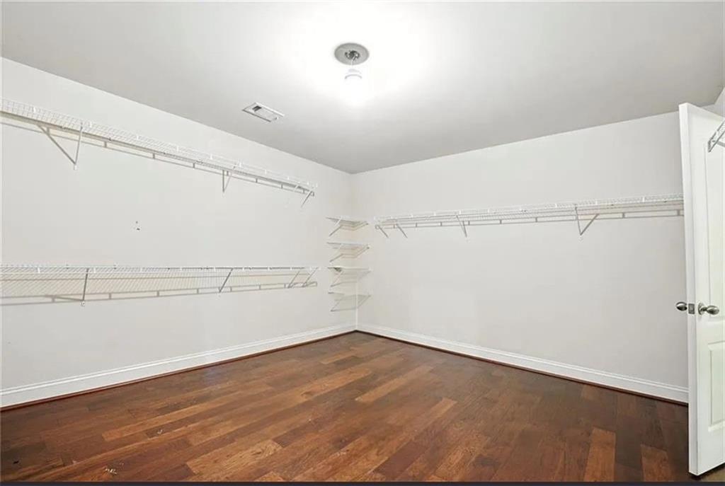 Atlanta, Georgia, 30331, United States, 5 Bedrooms Bedrooms, ,4 BathroomsBathrooms,Residential,For Sale,1933475