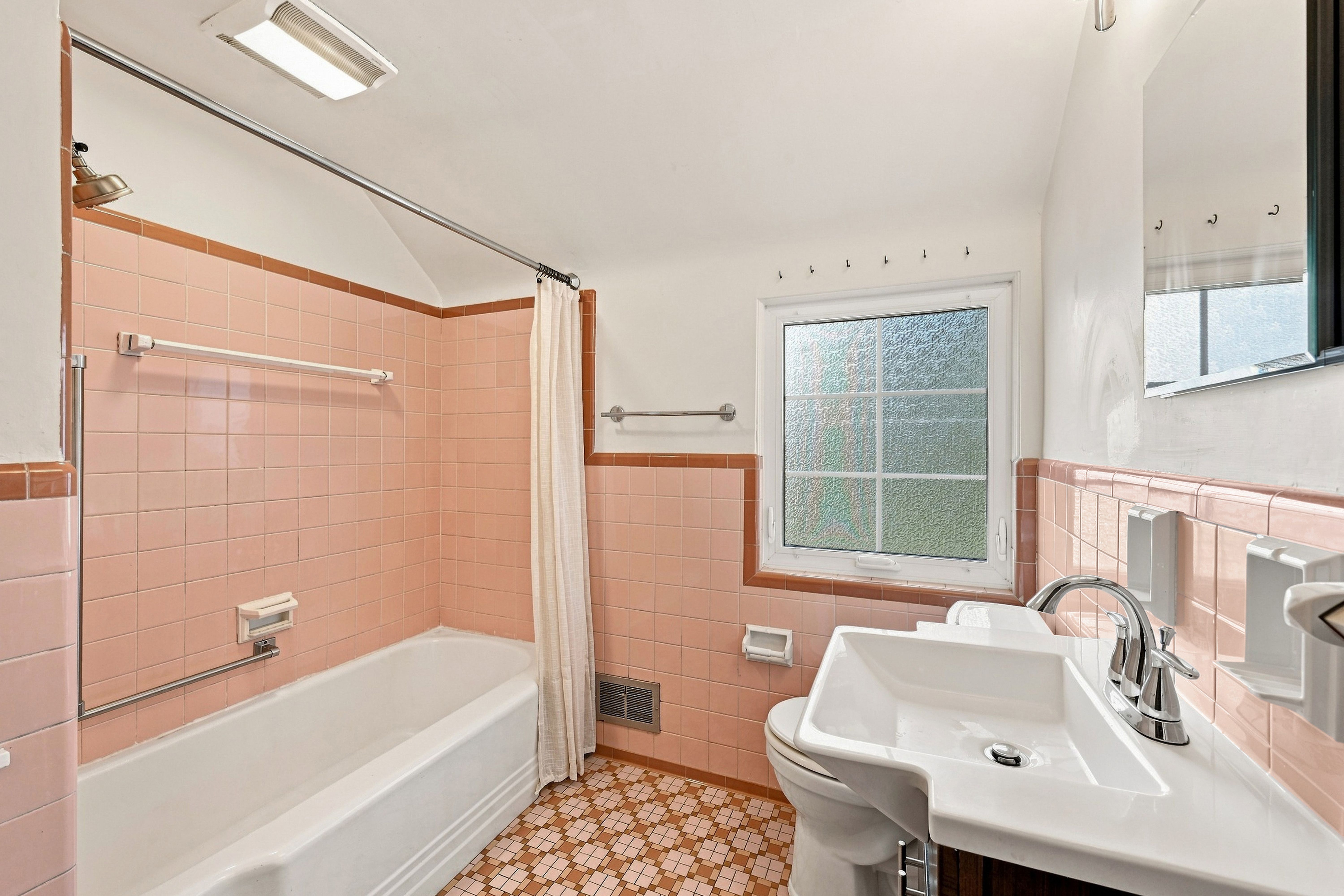  1632 Jamestown Place, Pittsburgh, PA 15235 - 物件實景
