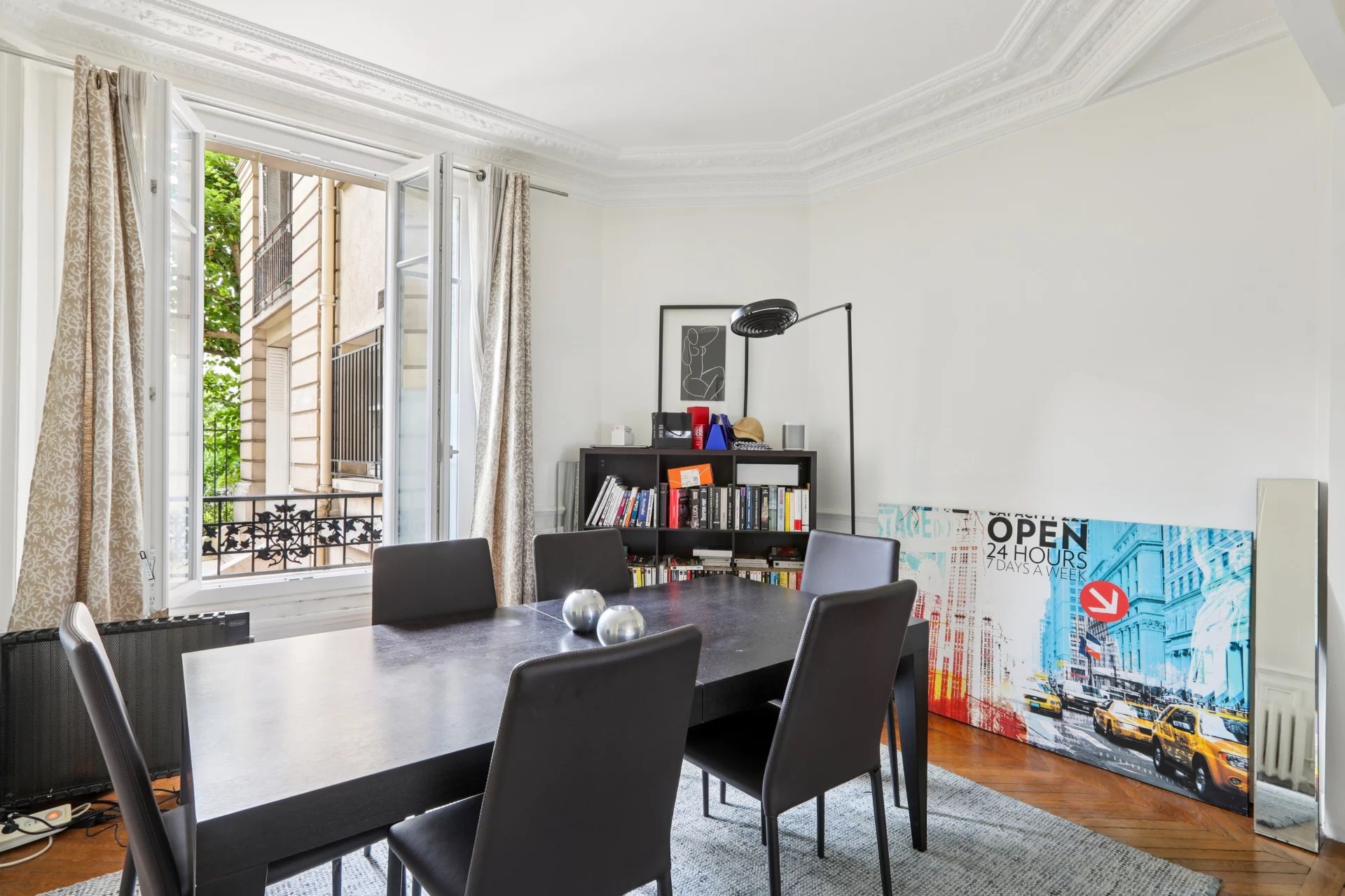 Paris 16th, Île-de-France, 75016, FR, ,Residential,For Sale,1988058