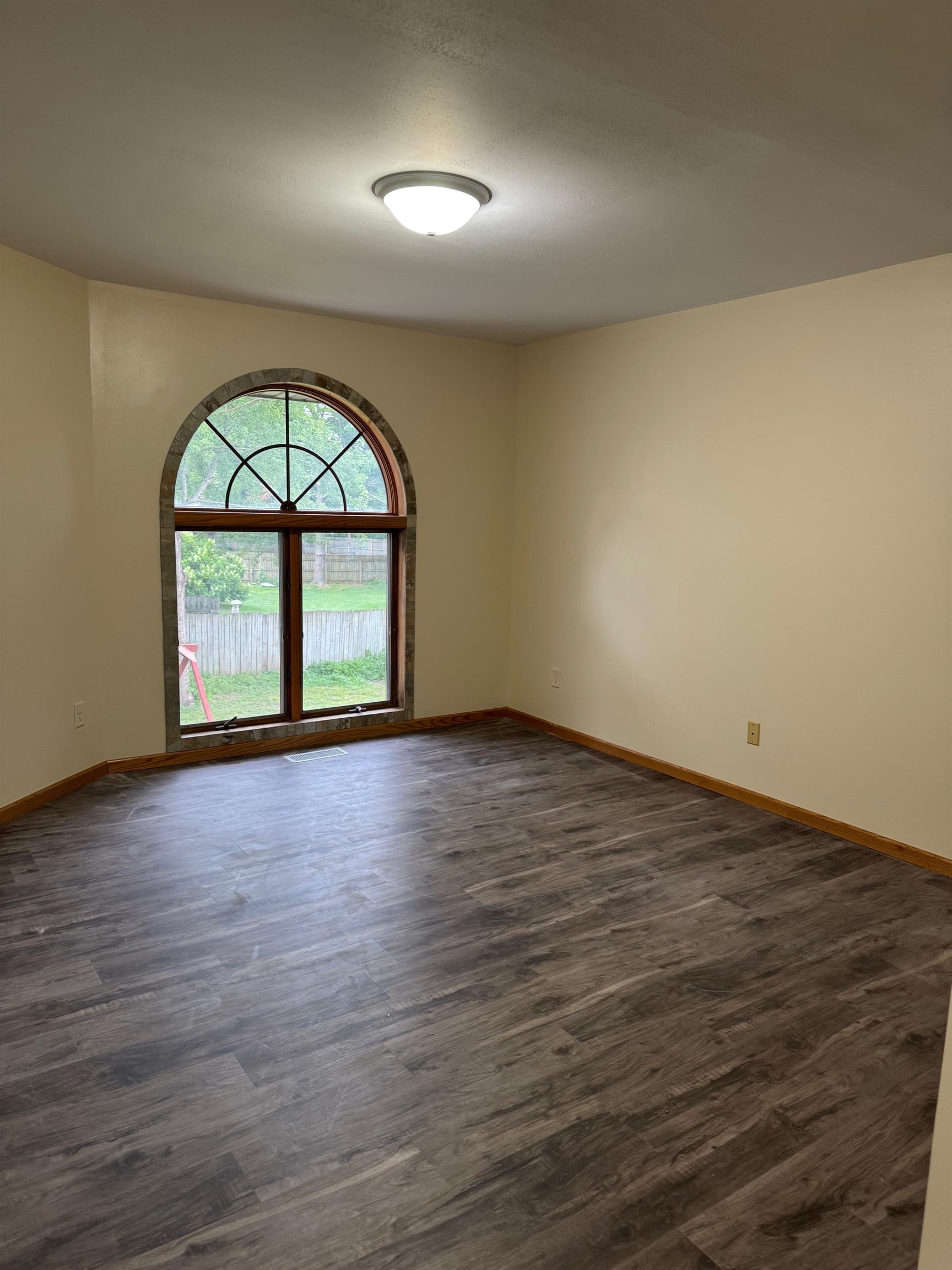 Janesville, Wisconsin, 53546, United States, 6 Bedrooms Bedrooms, ,5 BathroomsBathrooms,Residential,For Sale,1900550