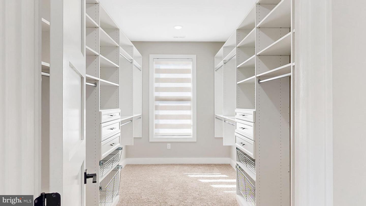 LEWES, Delaware, 19958, United States, 5 Bedrooms Bedrooms, ,7 BathroomsBathrooms,Residential,For Sale,1989878