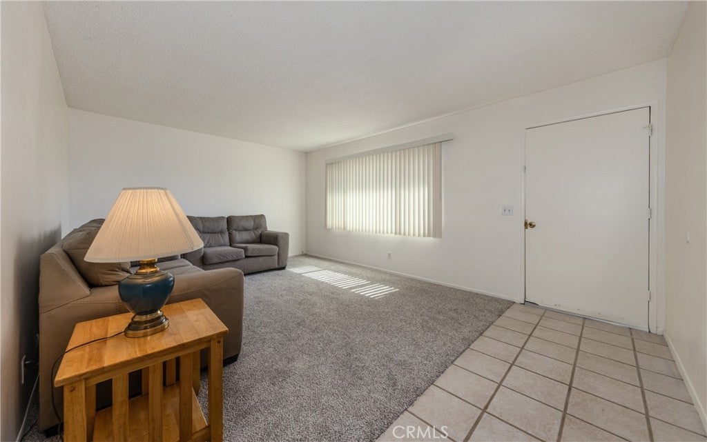 Fontana, California, 92336, United States, 3 Bedrooms Bedrooms, ,2 BathroomsBathrooms,Residential,For Sale,1983811