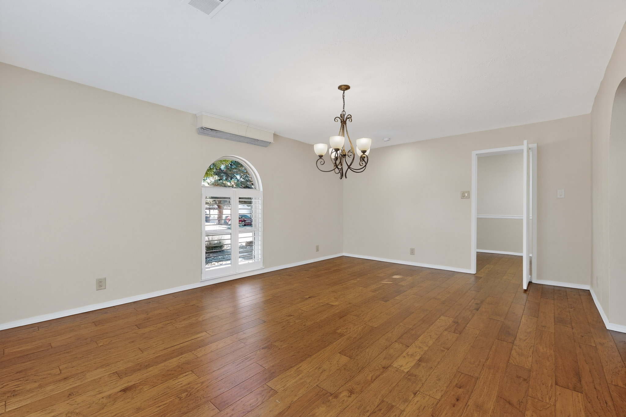 Albuquerque, New Mexico, 87109, United States, 4 Bedrooms Bedrooms, ,3 BathroomsBathrooms,Residential,For Sale,1985766