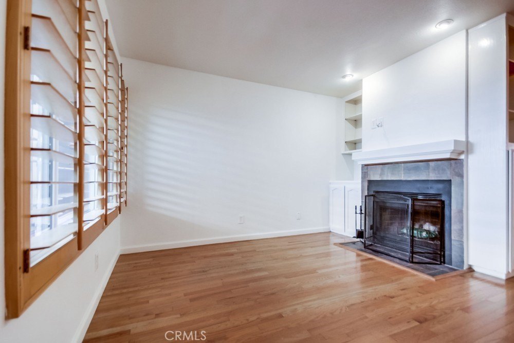 San Diego, California, 92104, United States, 2 Bedrooms Bedrooms, ,1 BathroomBathrooms,Residential,For Sale,1970818