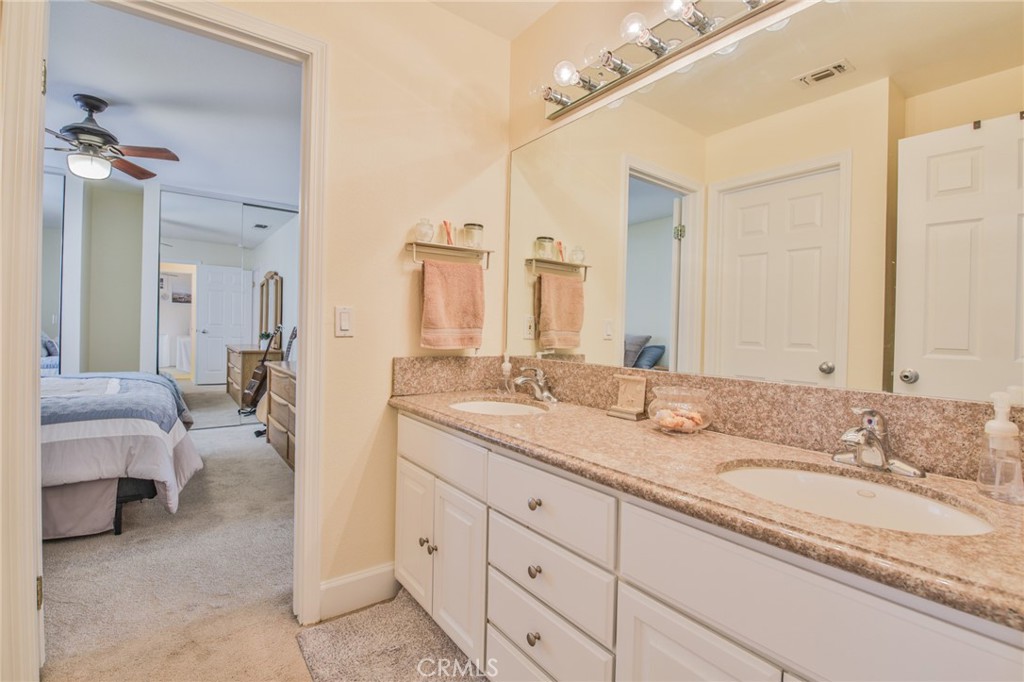 Valencia, California, 91354, United States, 3 Bedrooms Bedrooms, ,3 BathroomsBathrooms,Residential,For Sale,2034142