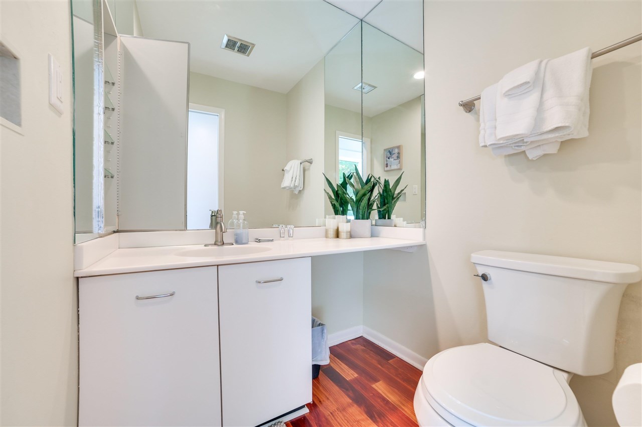 Harbor Springs, Michigan, 49740, United States, 3 Bedrooms Bedrooms, ,4 BathroomsBathrooms,Residential,For Sale,1954810