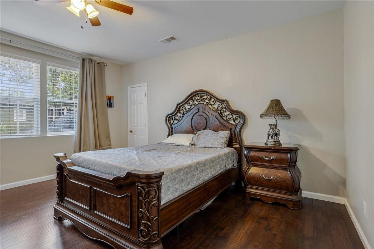 Sherman, Texas, 75090, United States, 5 Bedrooms Bedrooms, ,2 BathroomsBathrooms,Residential,For Sale,1937977
