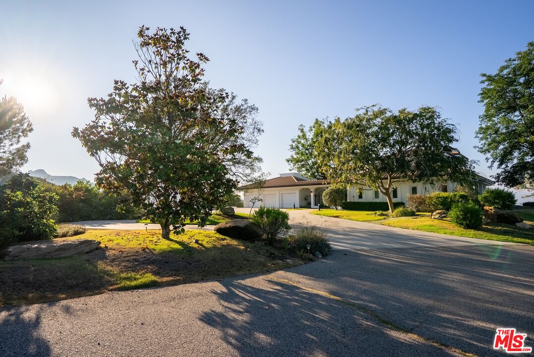 Topanga, California, 90290, United States, 4 Bedrooms Bedrooms, ,4 BathroomsBathrooms,Residential,For Sale,1902057