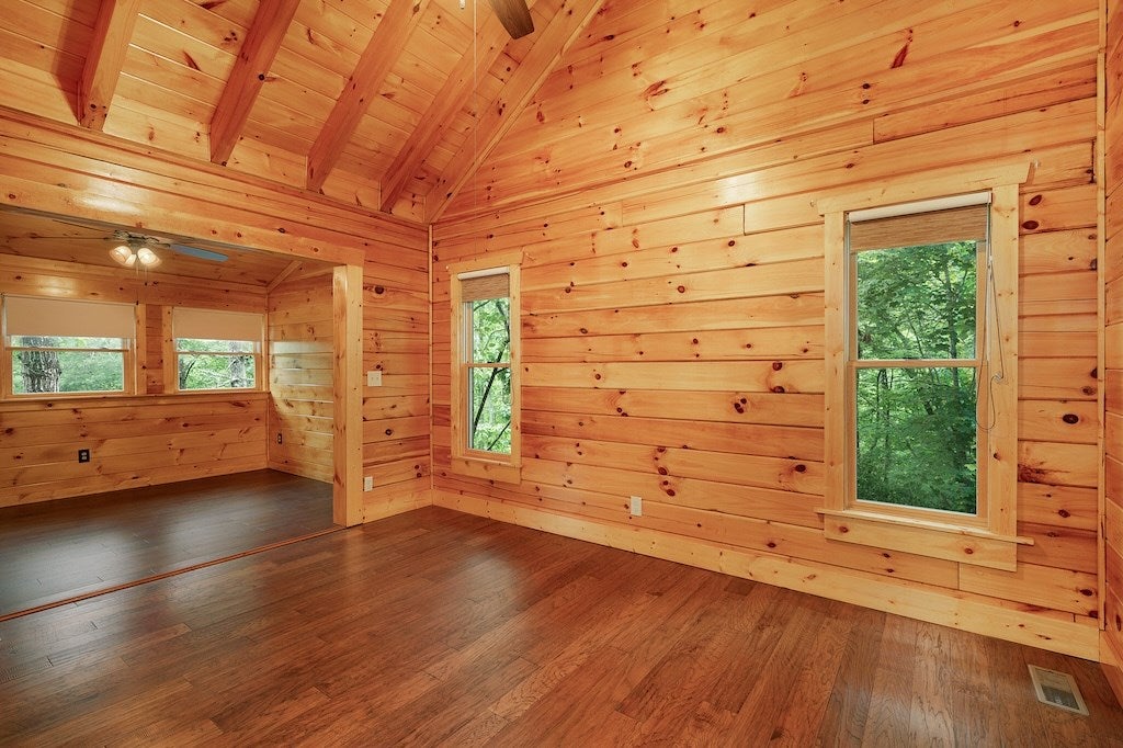 Ellijay, Georgia, 30540, United States, 3 Bedrooms Bedrooms, ,3 BathroomsBathrooms,Residential,For Sale,1837268