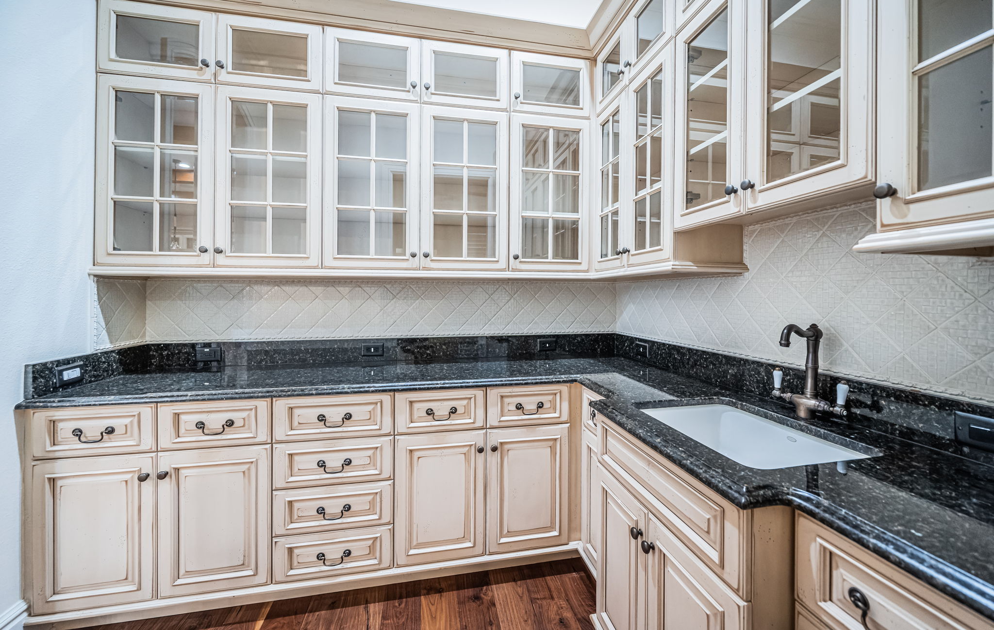 118 Harbor View Lane, Belleair Bluffs, Florida, 33770, United States, 5 Bedrooms Bedrooms, ,6 BathroomsBathrooms,Residential,For Sale,118 Harbor View Lane,1689192