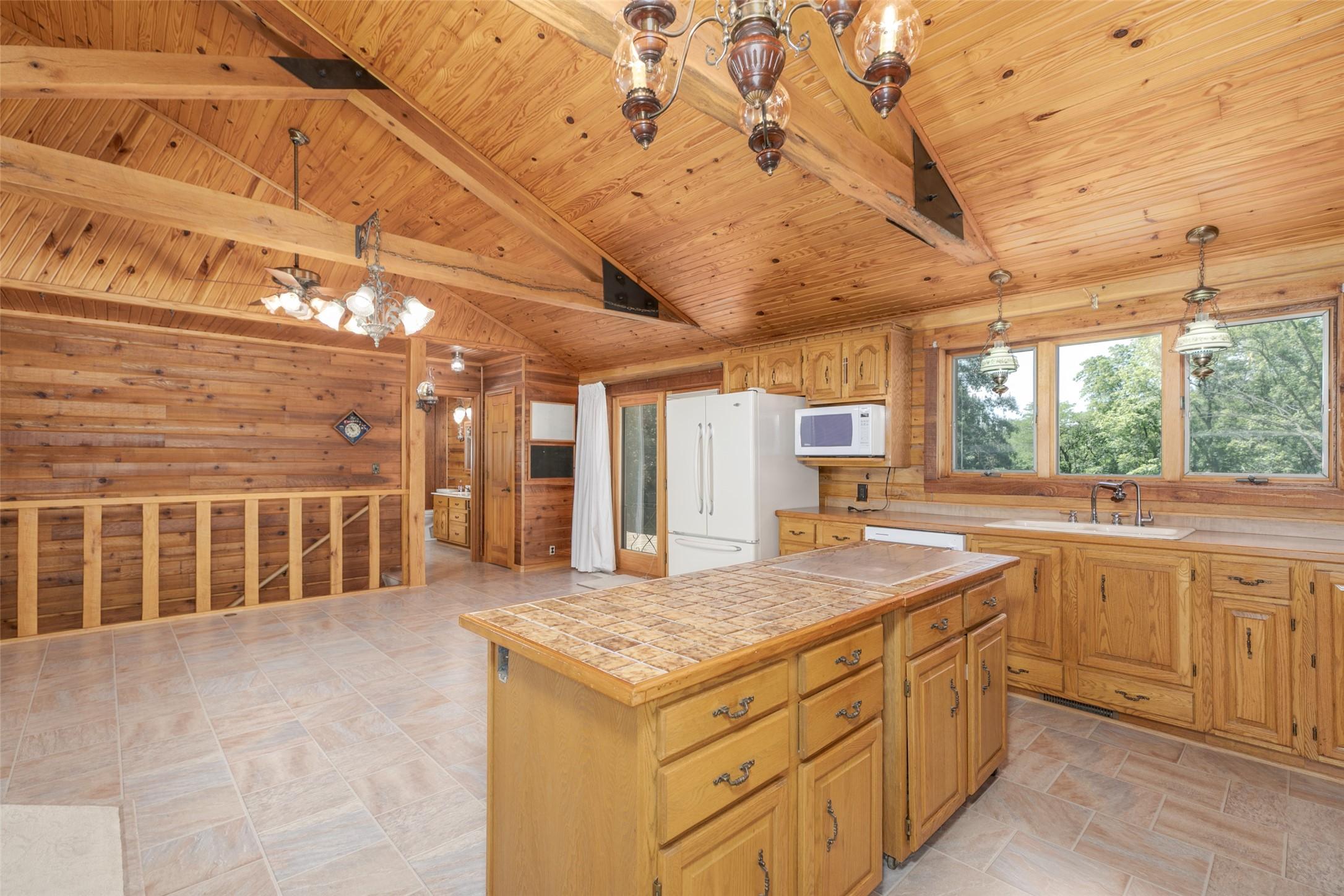 Adel, Iowa, 50003, United States, 3 Bedrooms Bedrooms, ,2 BathroomsBathrooms,Residential,For Sale,1888618