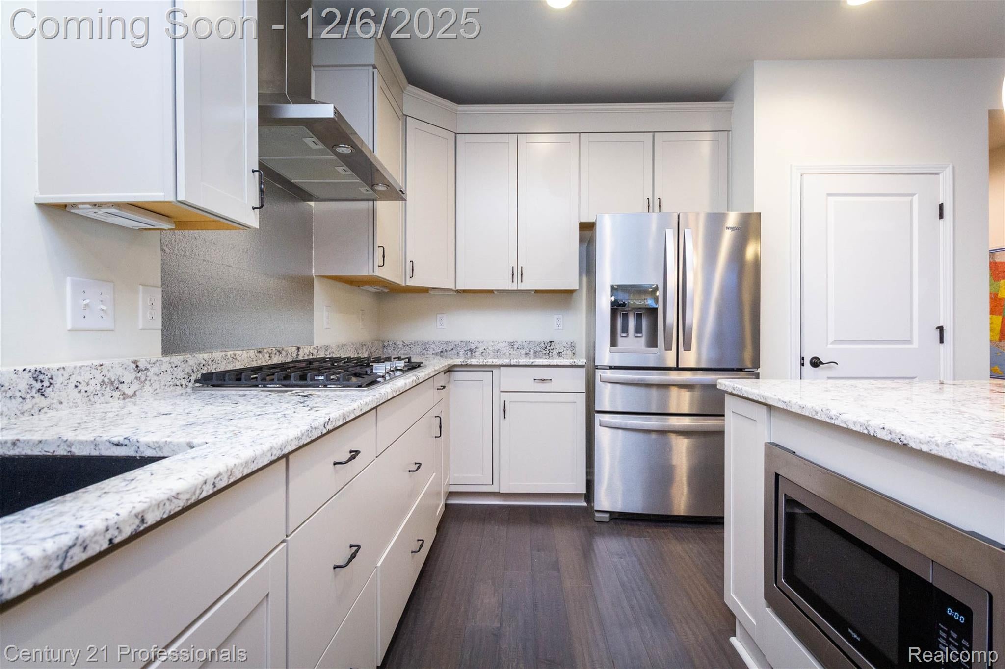 LakeOrion, Michigan, 48360, United States, 4 Bedrooms Bedrooms, ,3 BathroomsBathrooms,Residential,For Sale,2000120