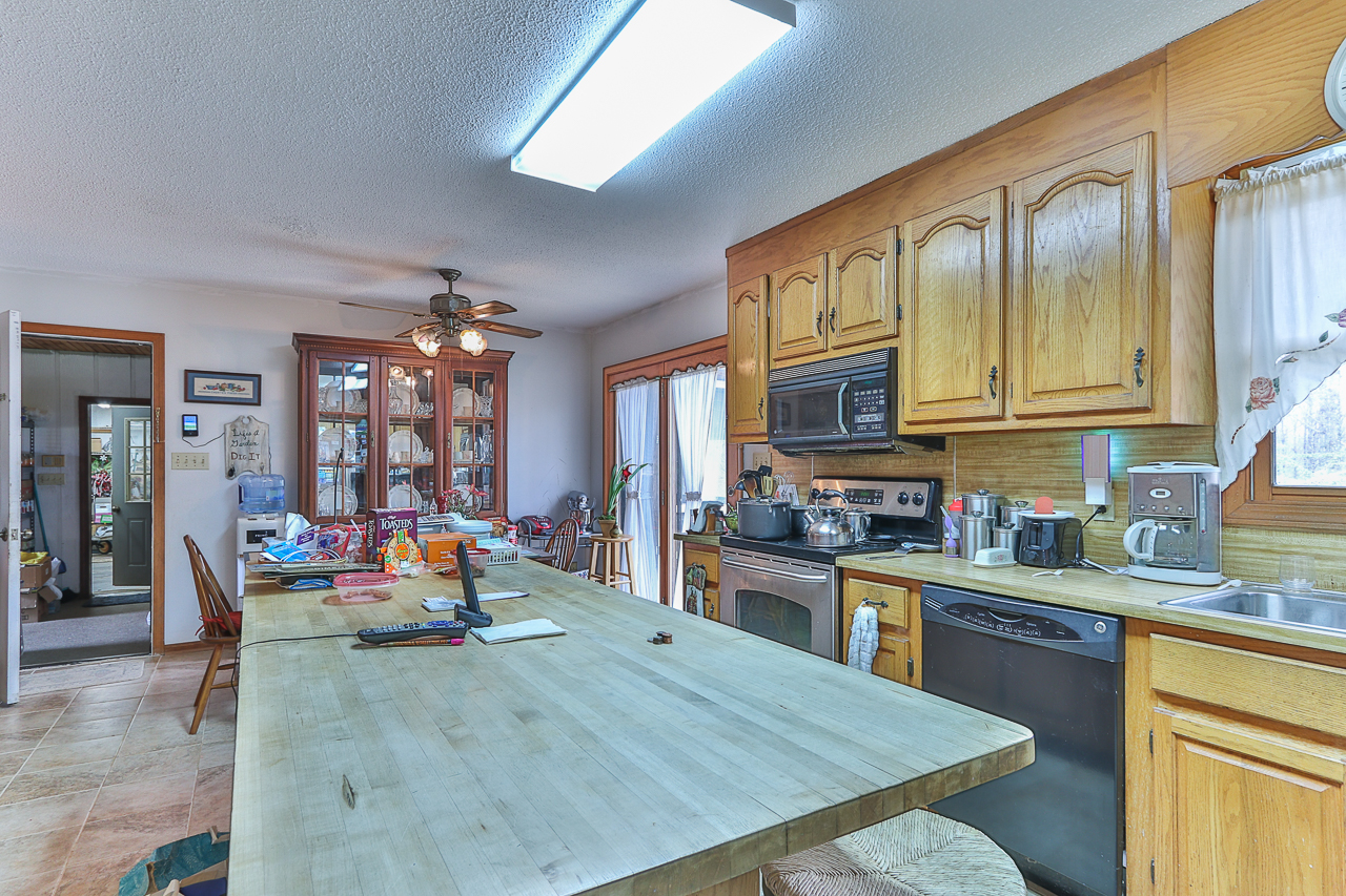 Taylorsville, North Carolina, 28681, United States, 4 Bedrooms Bedrooms, ,2 BathroomsBathrooms,Residential,For Sale,1942573