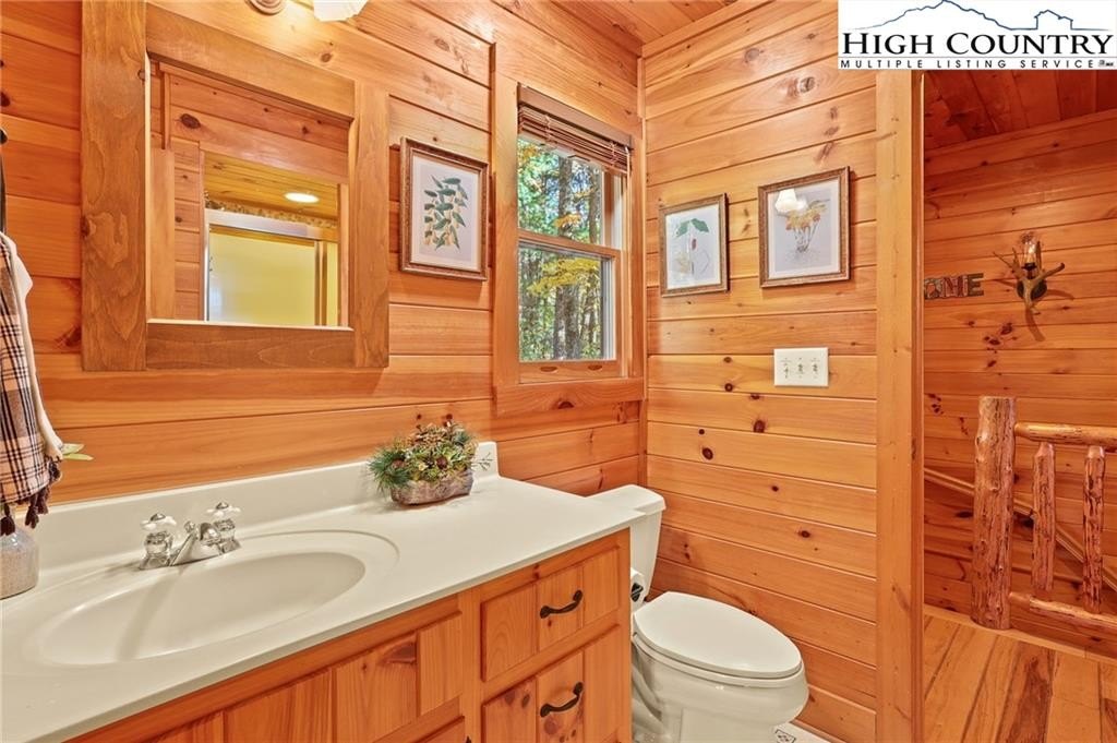 Ferguson, North Carolina, 28624, United States, 2 Bedrooms Bedrooms, ,2 BathroomsBathrooms,Residential,For Sale,1996766