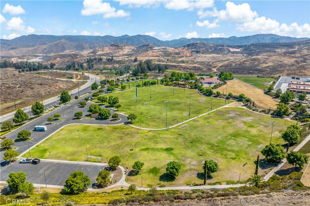 Lake Elsinore, California, 92530, United States, 5 Bedrooms Bedrooms, ,3 BathroomsBathrooms,Residential,For Sale,1881678