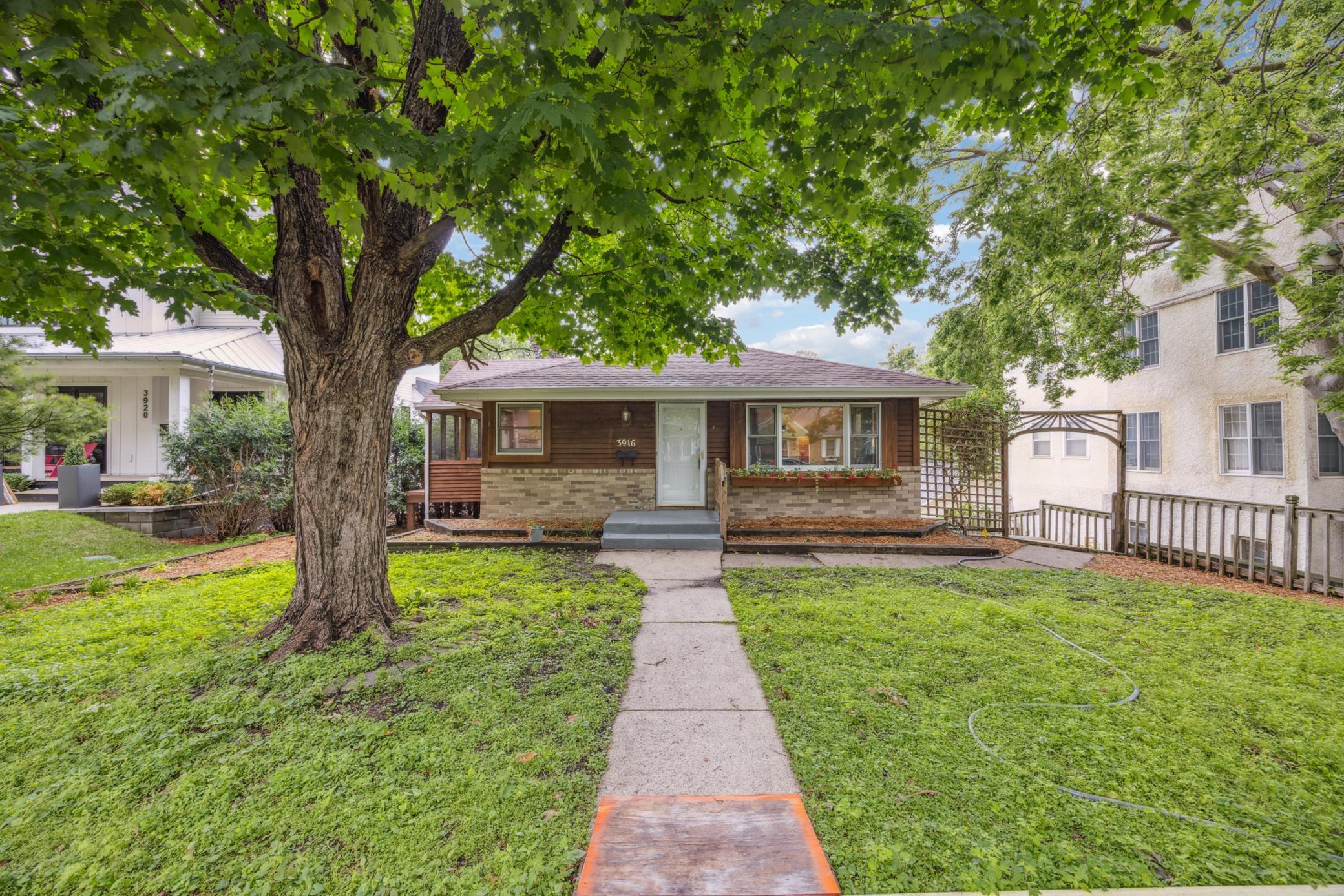 Minneapolis, Minnesota, 55410, United States, 4 Bedrooms Bedrooms, ,1 BathroomBathrooms,Residential,For Sale,1997113