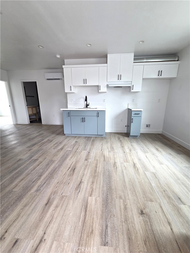 Los Angeles, California, 90011, United States, ,Residential,For Sale,1991089