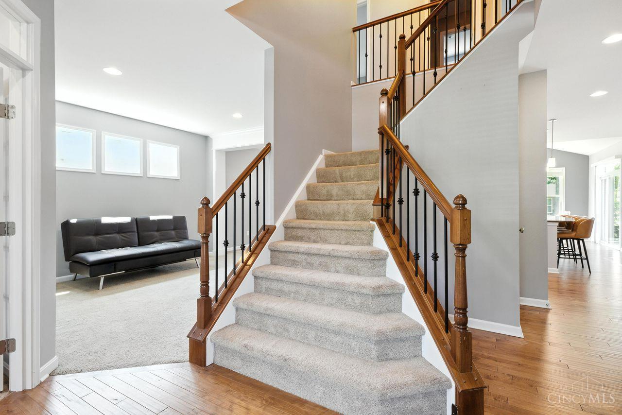 Loveland, Ohio, 45140, United States, 4 Bedrooms Bedrooms, ,4 BathroomsBathrooms,Residential,For Sale,1901126