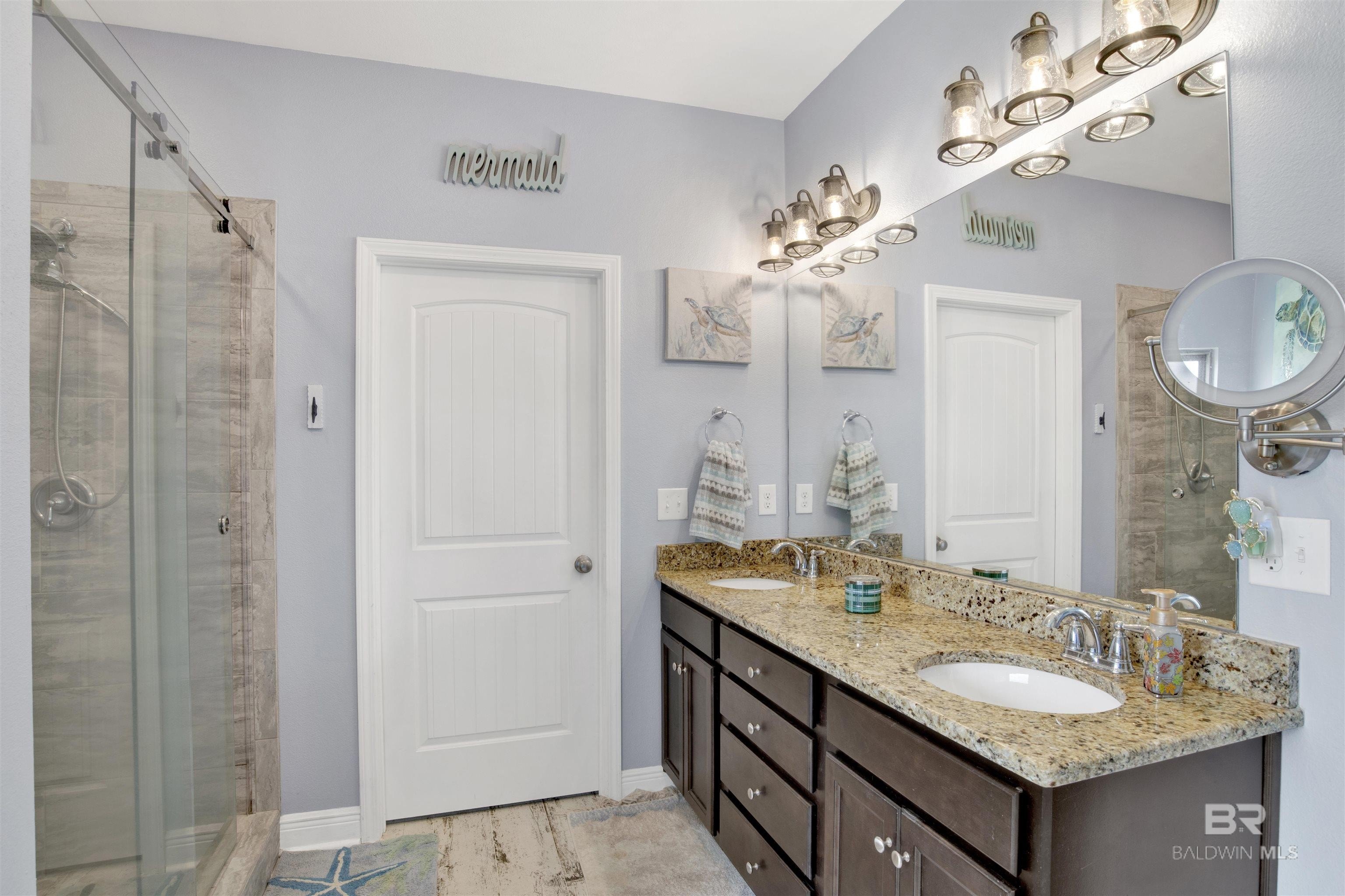 Gulf Shores, Alabama, 36542, United States, 4 Bedrooms Bedrooms, ,3 BathroomsBathrooms,Residential,For Sale,1910560