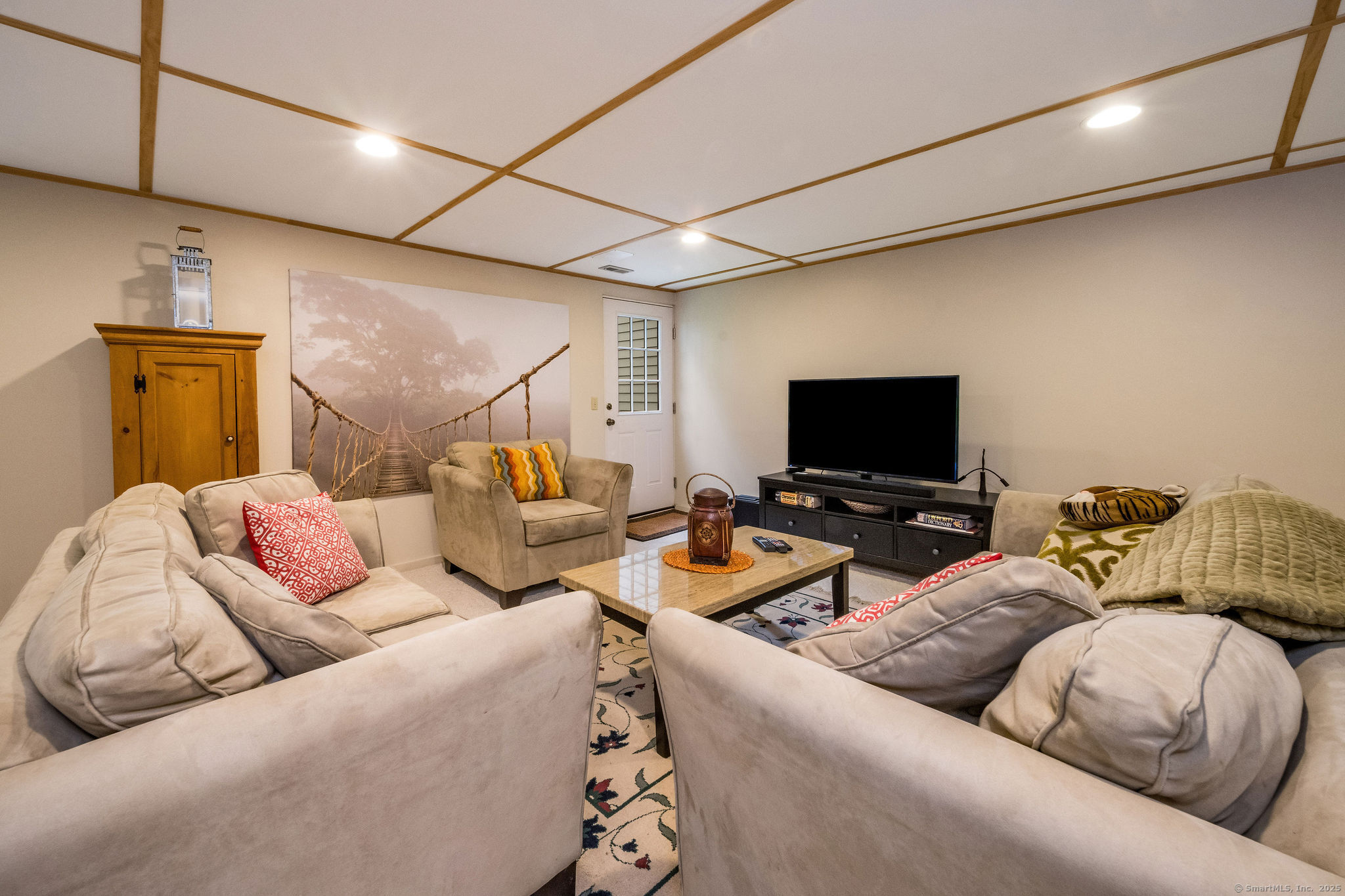 Madison, Connecticut, 06443, United States, 2 Bedrooms Bedrooms, ,2 BathroomsBathrooms,Residential,For Sale,1988022