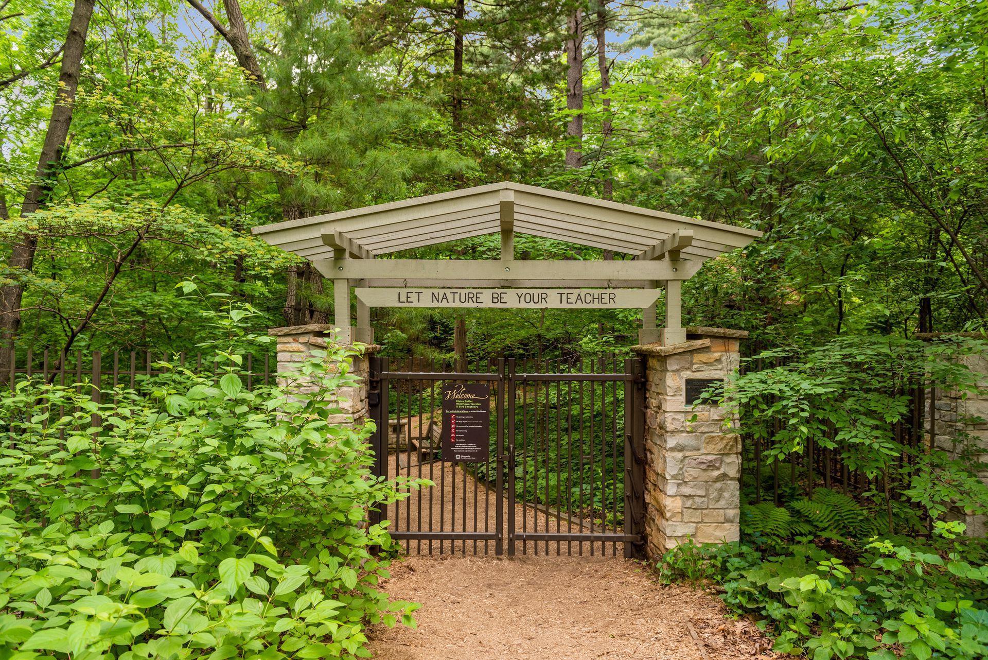 Golden Valley, Minnesota, 55416, United States, 2 Bedrooms Bedrooms, ,Residential,For Sale,1970516