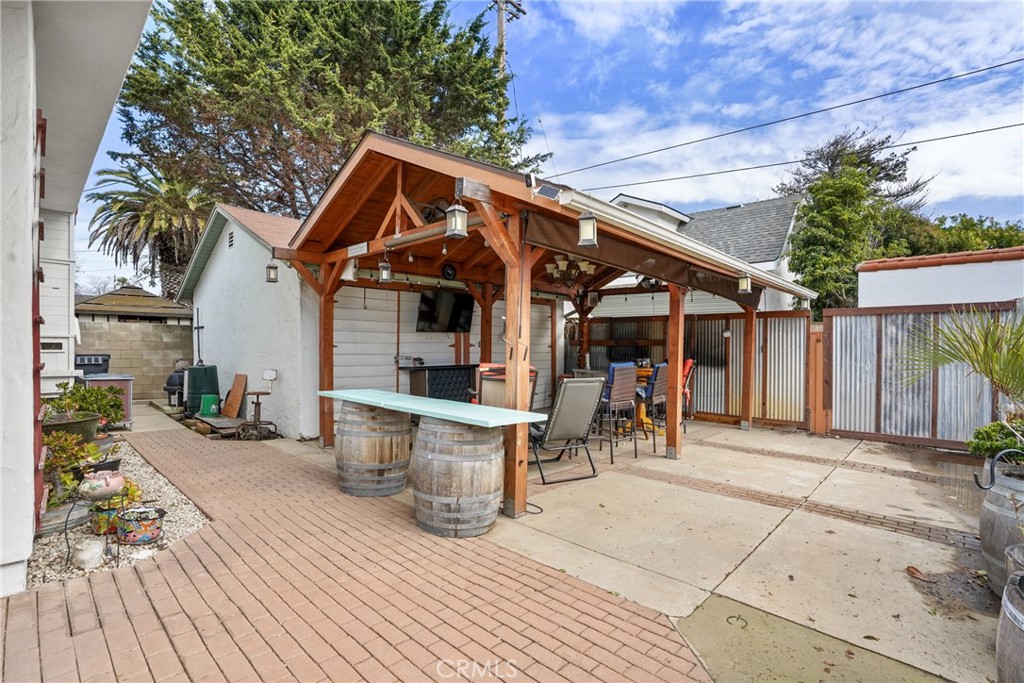 Santa Maria, California, 93454, United States, 5 Bedrooms Bedrooms, ,3 BathroomsBathrooms,Residential,For Sale,2032252