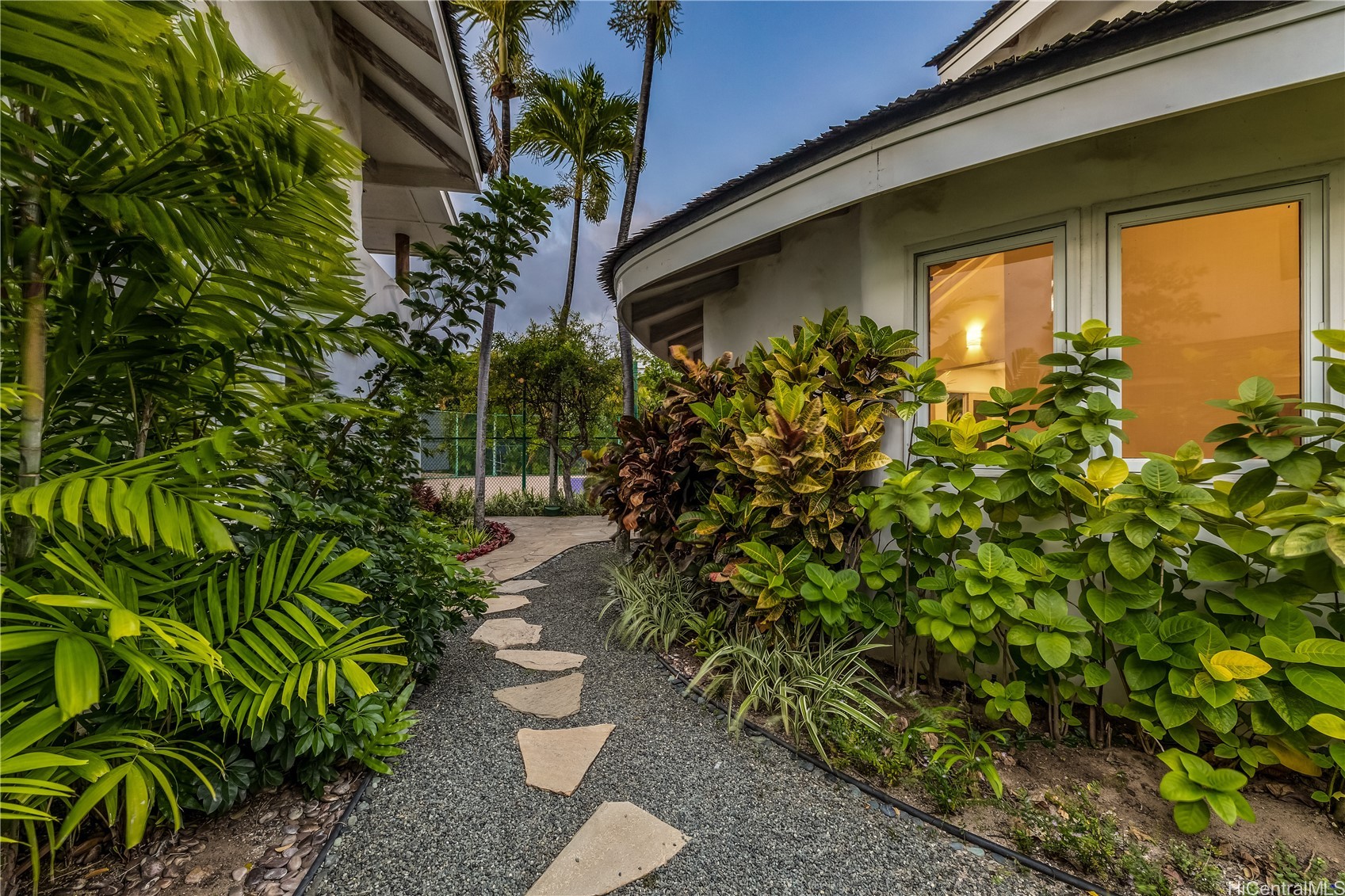 Honolulu, Hawaii, 96816, United States, ,Residential,For Sale,1947055