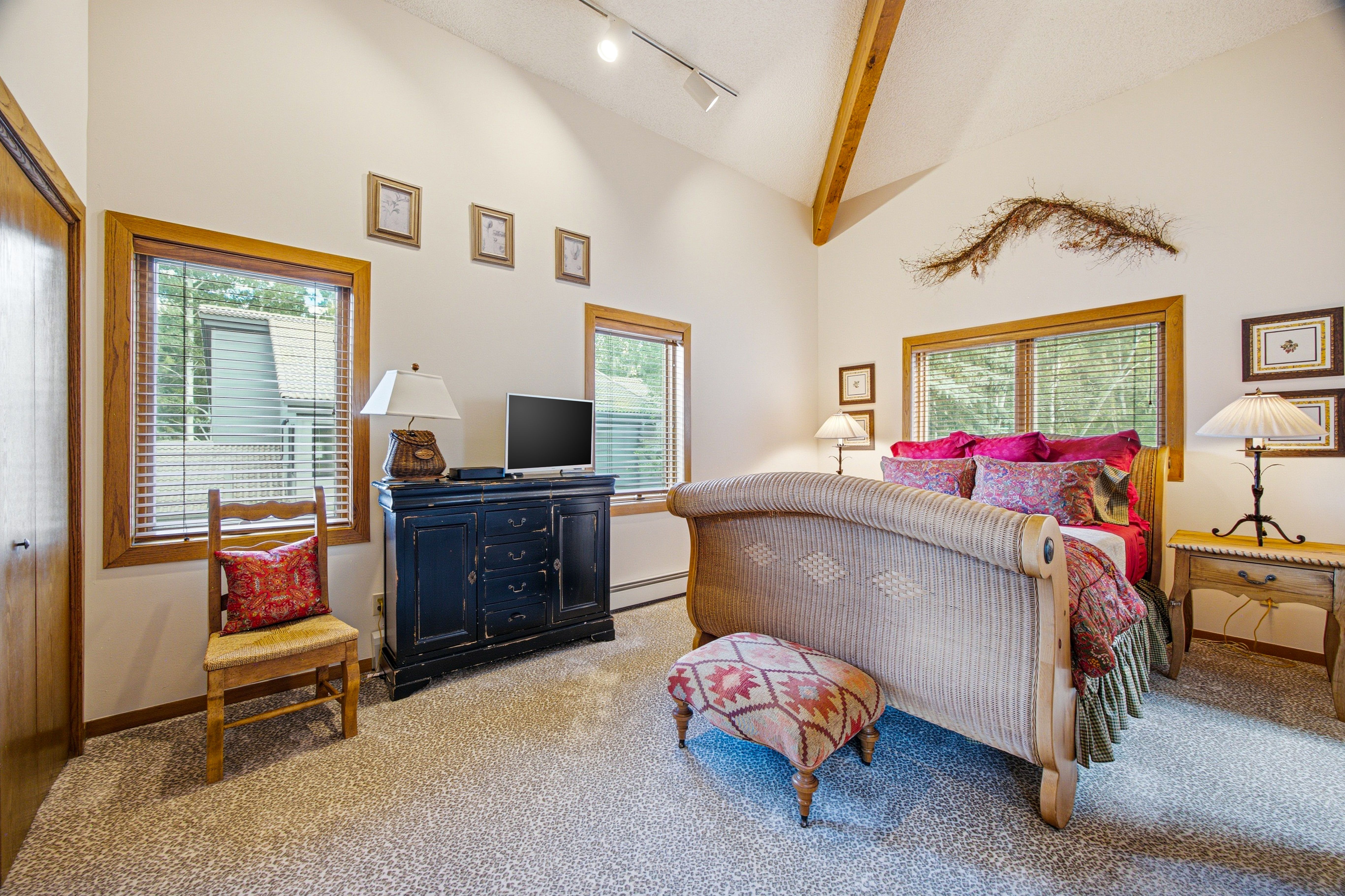  Mountain Residence Positioned at the 13th Fairway of the EagleVail Golf Course - 物件實景