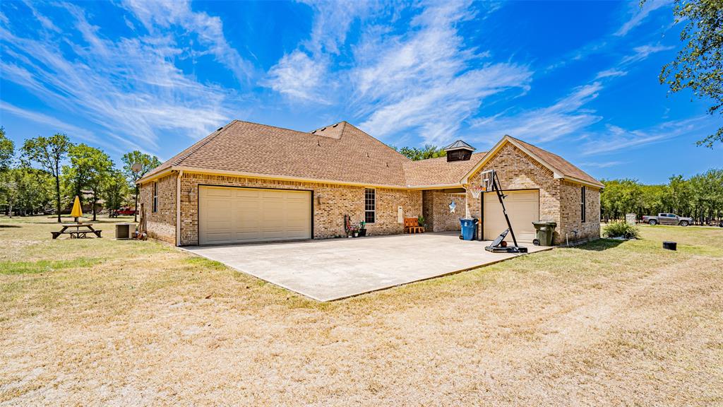 Lipan, Texas, 76462, United States, 4 Bedrooms Bedrooms, ,4 BathroomsBathrooms,Residential,For Sale,1916142