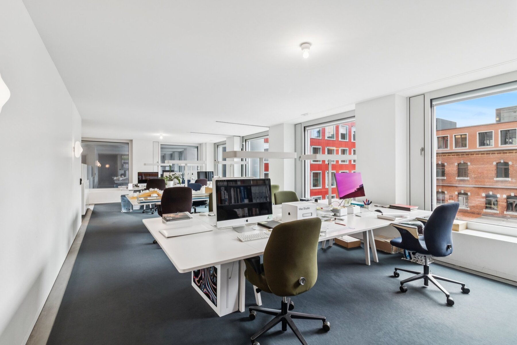  Löwenbräu-Area- Black-Tower Apartment/Office - 物件實景
