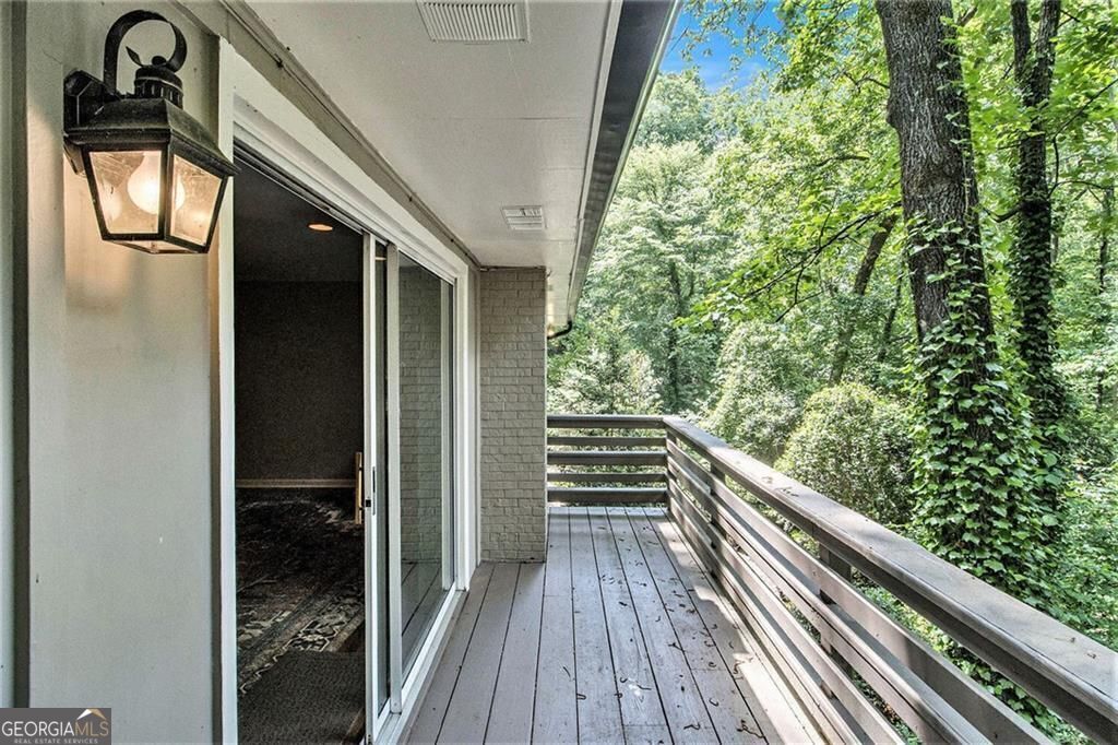 Atlanta, Georgia, 30328, United States, 4 Bedrooms Bedrooms, ,3 BathroomsBathrooms,Residential,For Sale,1858983