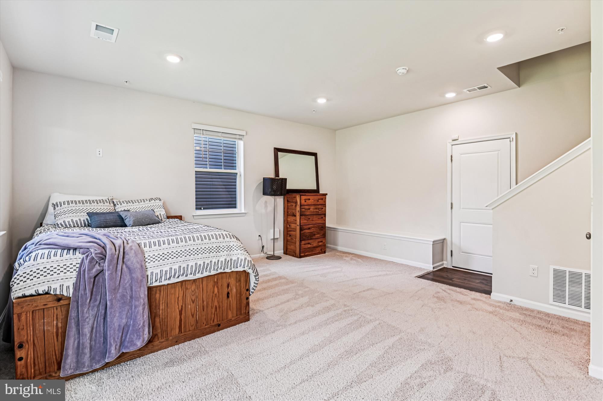 Odenton, Maryland, 21113, United States, 3 Bedrooms Bedrooms, ,3 BathroomsBathrooms,Residential,For Sale,1979208