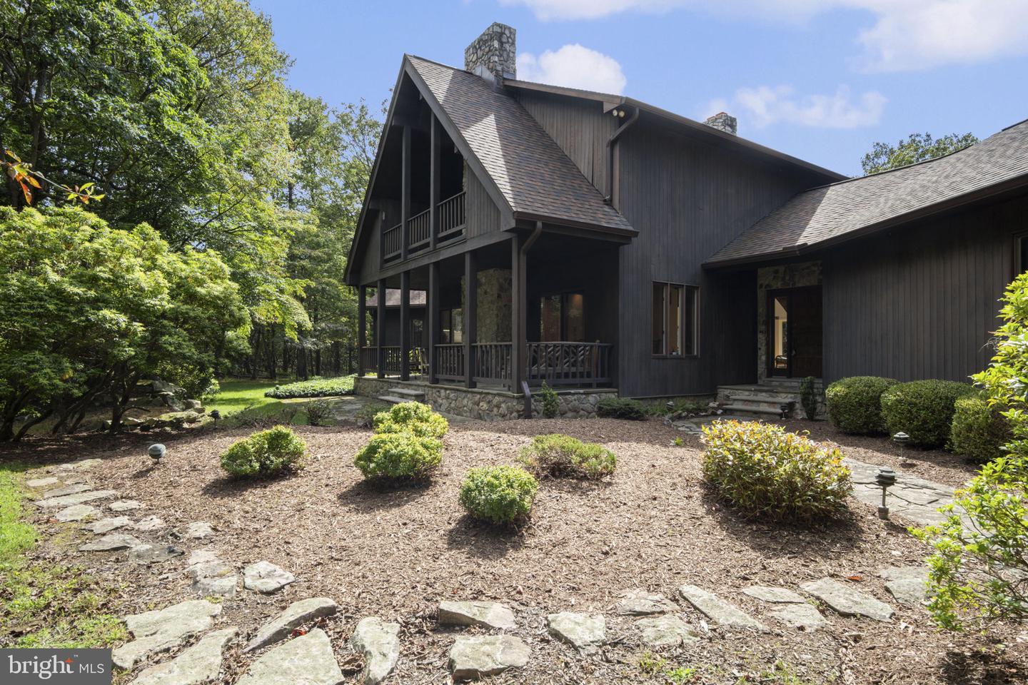 Frederick, Maryland, 21702, United States, 4 Bedrooms Bedrooms, ,3 BathroomsBathrooms,Residential,For Sale,1989312