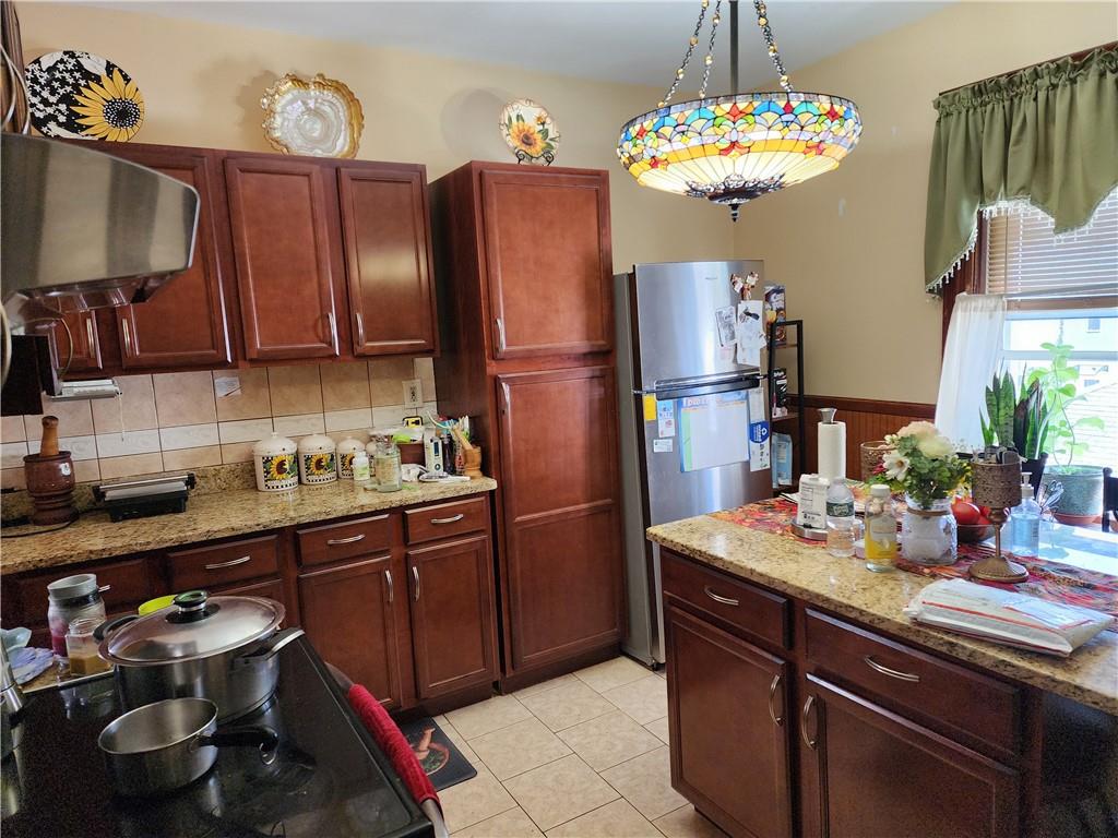Providence, Rhode Island, 02909, United States, 6 Bedrooms Bedrooms, ,3 BathroomsBathrooms,Residential,For Sale,1944781