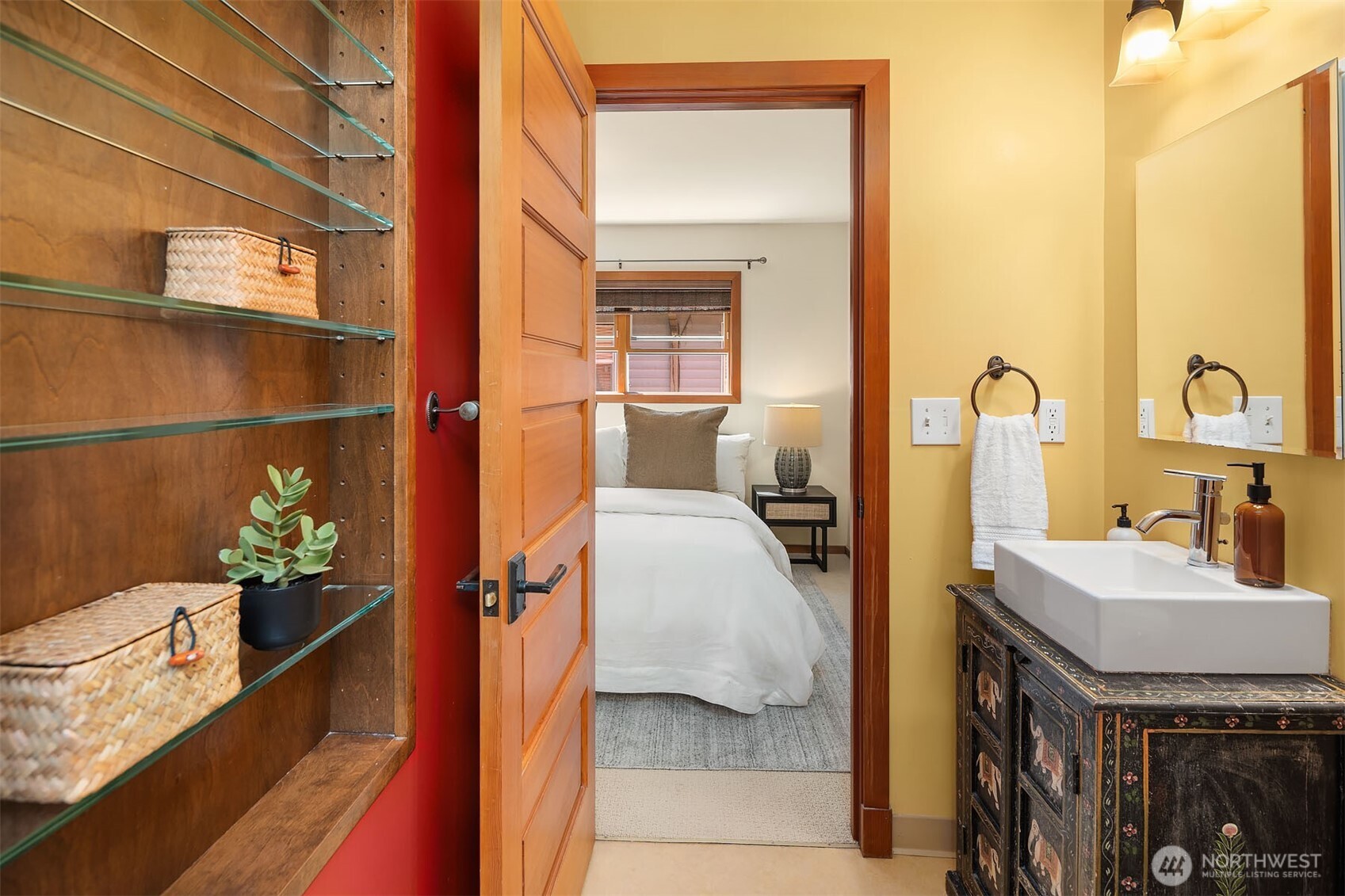 Seattle, Washington, 98112, United States, ,Residential,For Sale,1911178