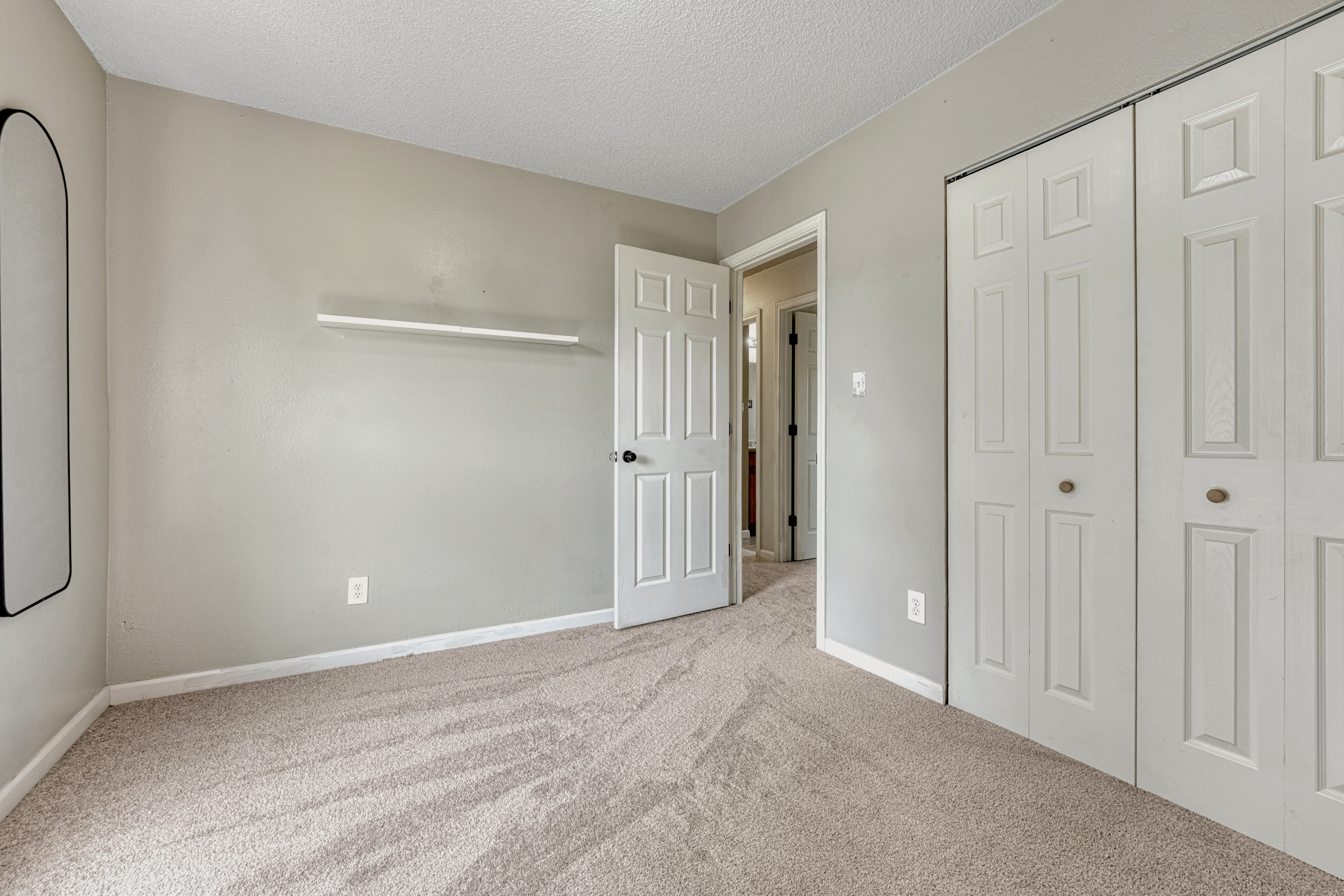  Move-In Ready Ranch Home with 6 Bedrooms in Southburough - 物件實景