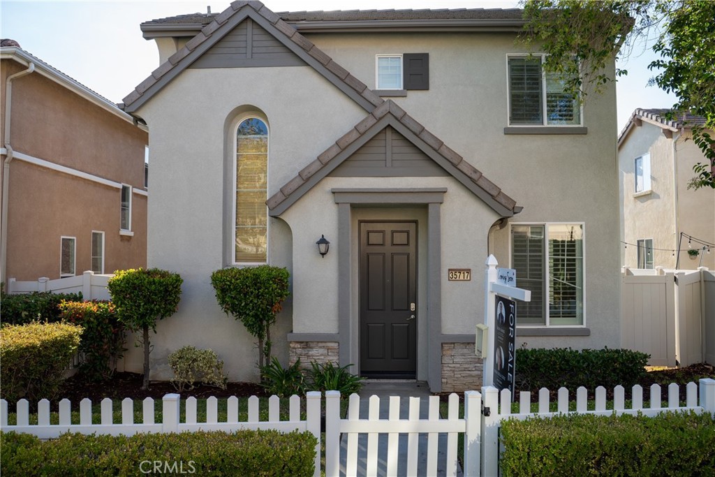 Murrieta, California, 92562, United States, 3 Bedrooms Bedrooms, ,3 BathroomsBathrooms,Residential,For Sale,1975353