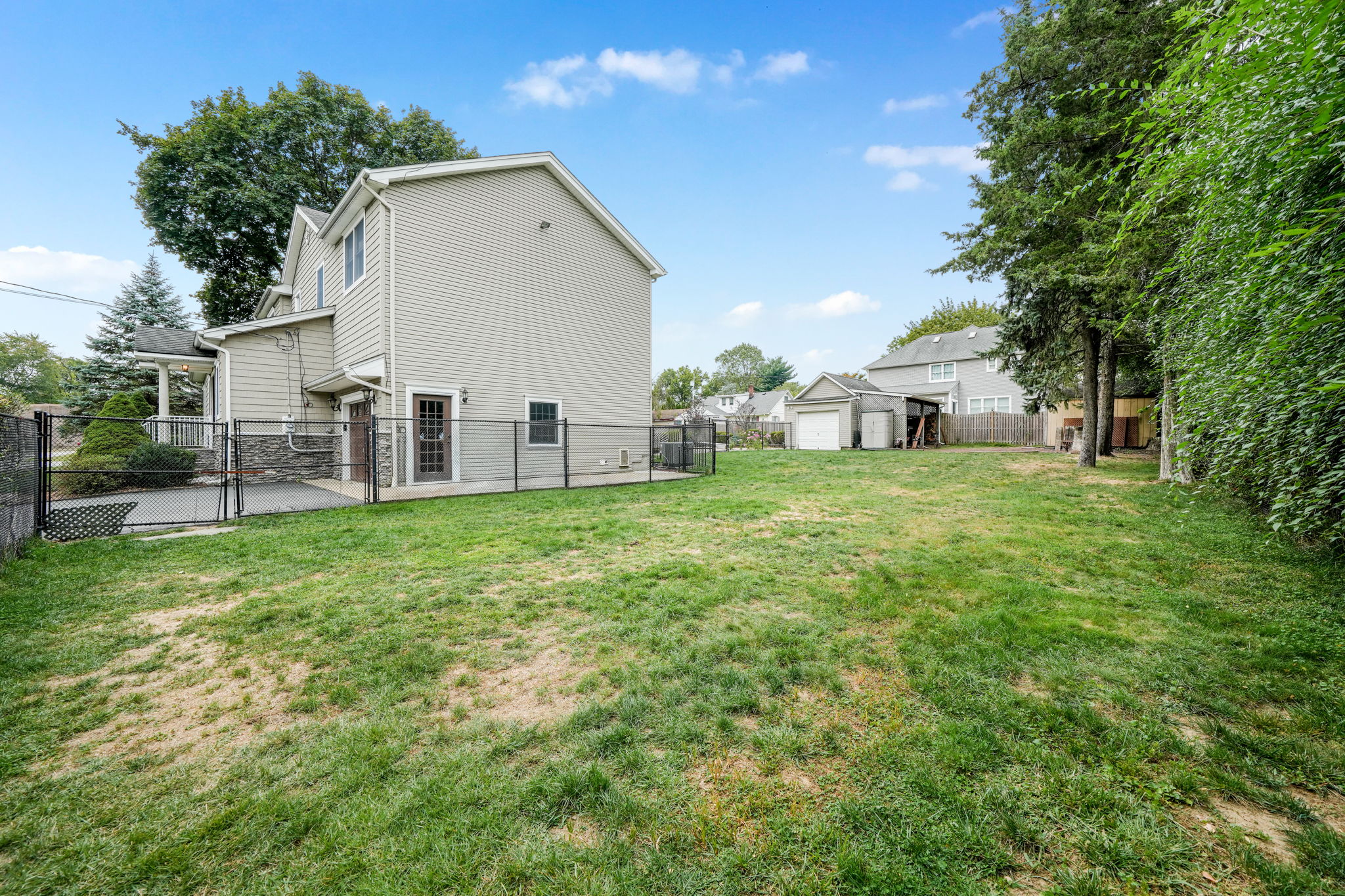 Montville, New Jersey, 07045, United States, 4 Bedrooms Bedrooms, ,3 BathroomsBathrooms,Residential,For Sale,1978325
