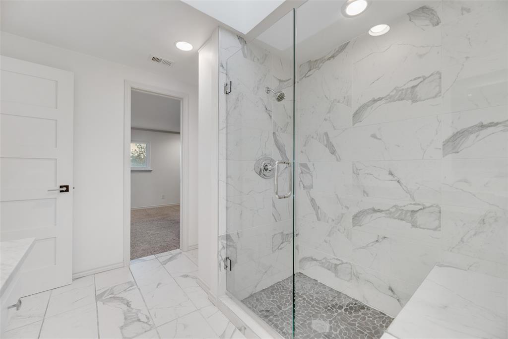 Dallas, Texas, 75243, United States, 4 Bedrooms Bedrooms, ,4 BathroomsBathrooms,Residential,For Sale,1976674