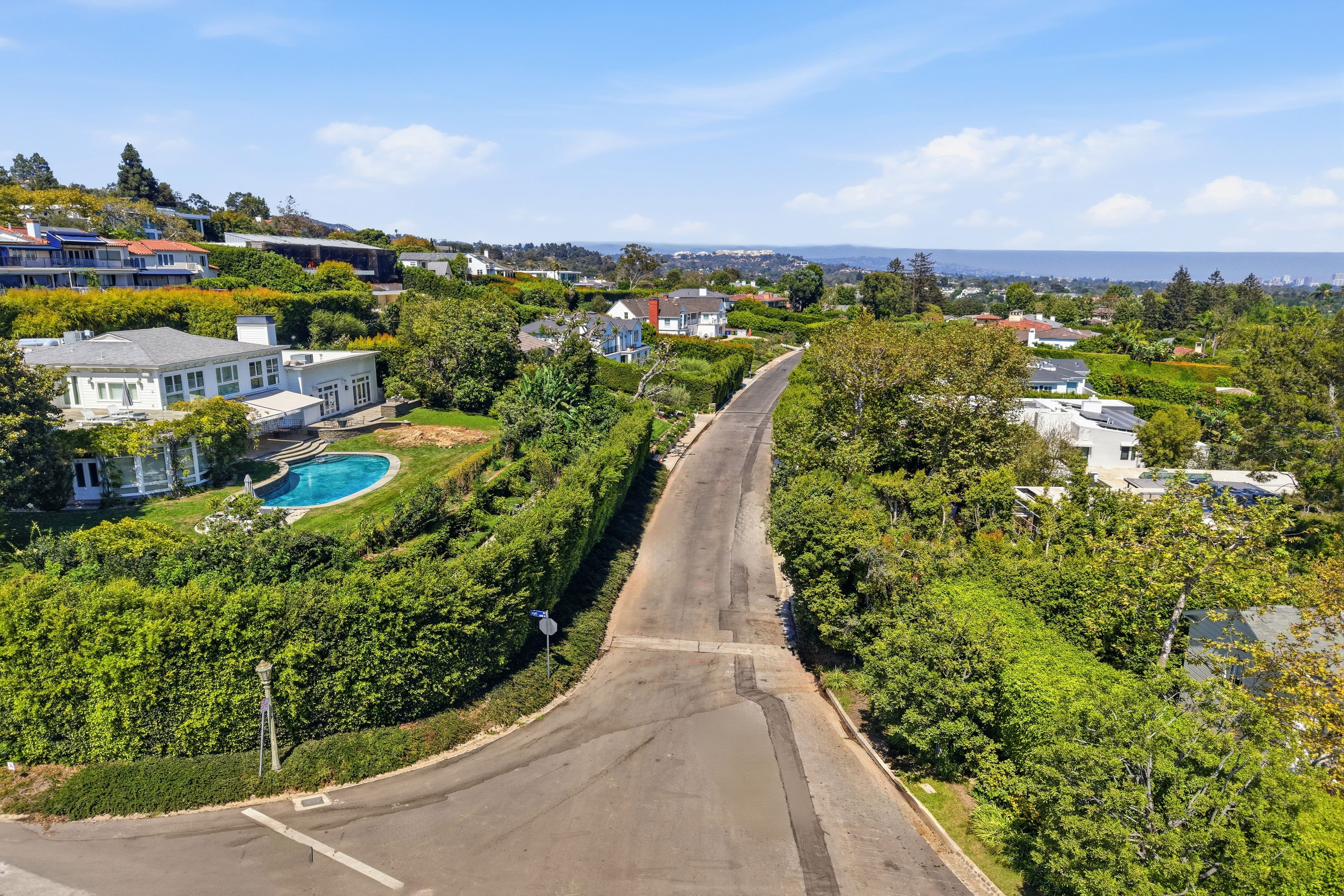 1545 Umeo Rd - 物件實景