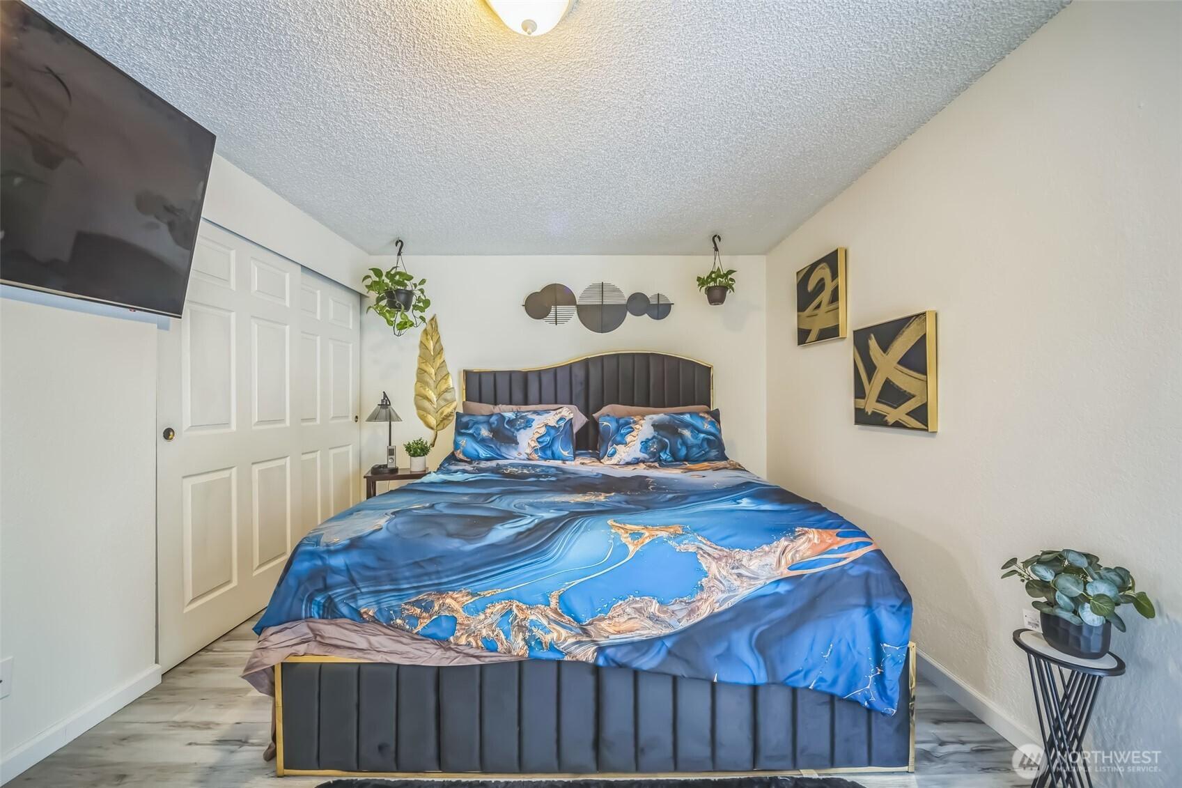 TACOMA, Washington, 98422, United States, 4 Bedrooms Bedrooms, ,2 BathroomsBathrooms,Residential,For Sale,1882641